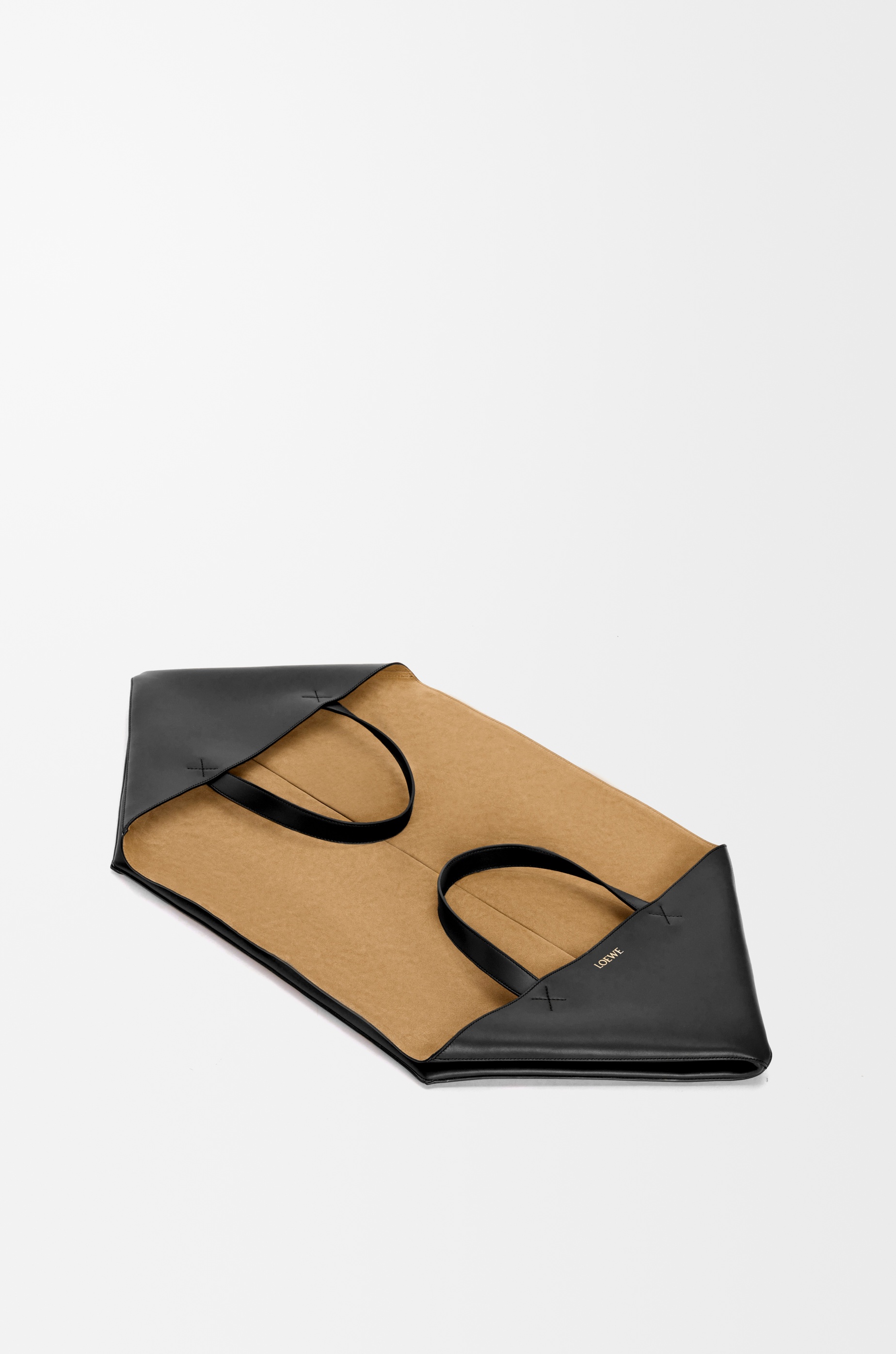 XXL Puzzle Fold Tote in shiny calfskin - 6