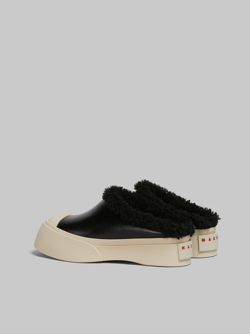 Marni BLACK LEATHER AND SHEARLING PABLO SABOT outlook