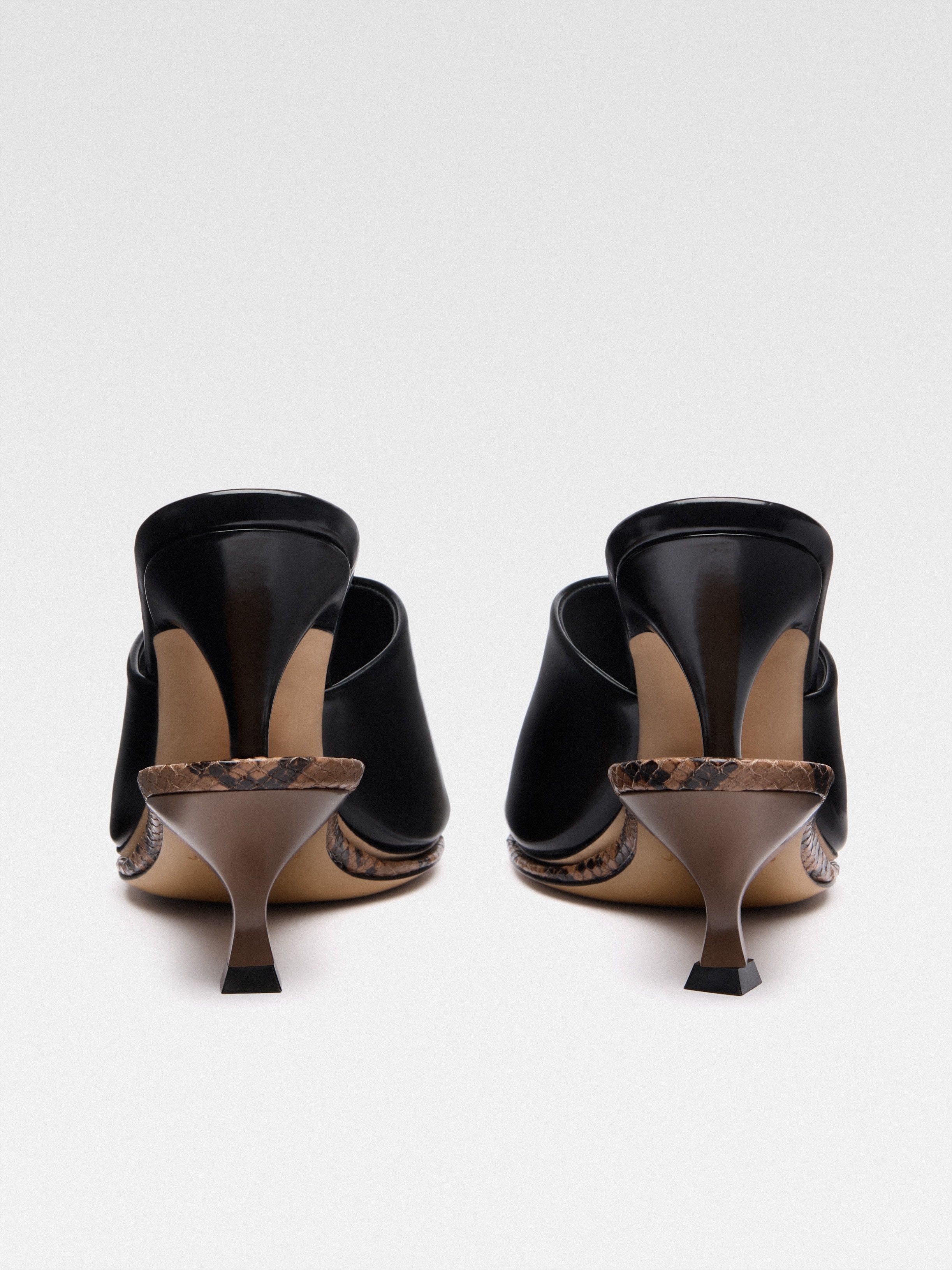 The double mules - 5