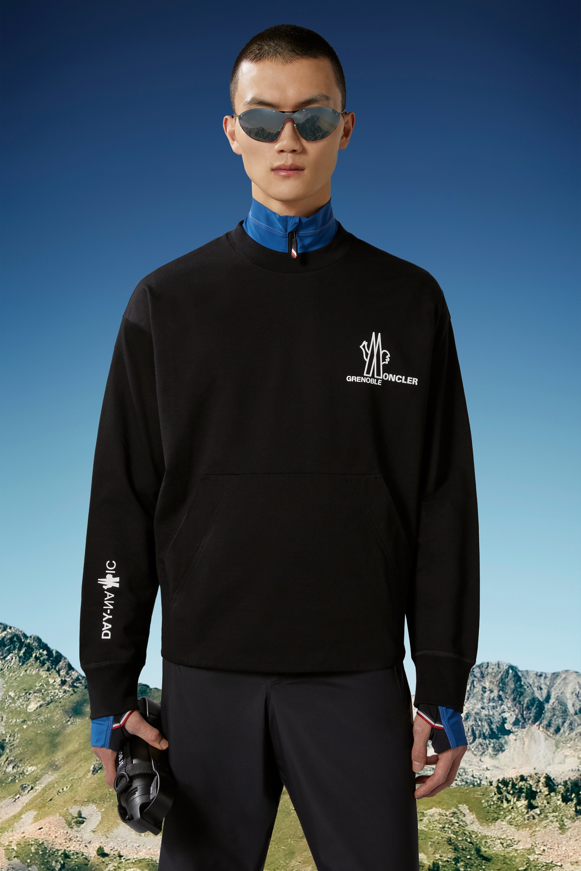 Logo Sweatshirt - 2