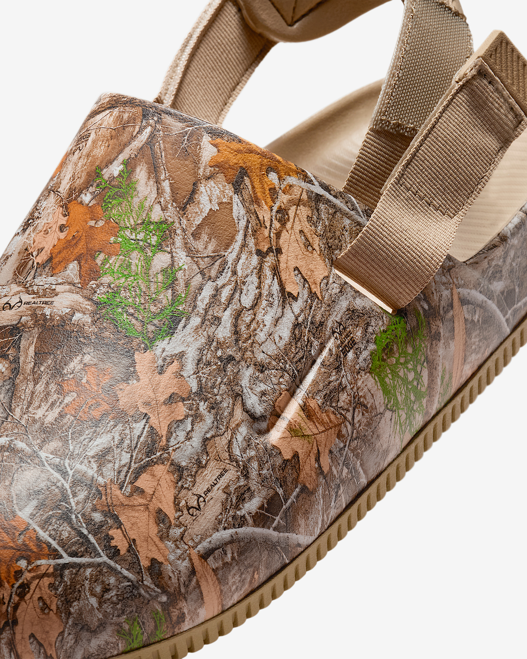 Nike Calm RealTree Men's Shoes - 7