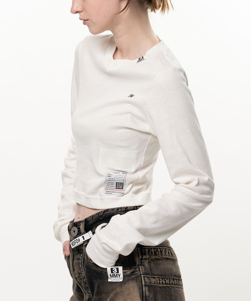 V-Neck Cropped Long Sleeve T-Shirt 9