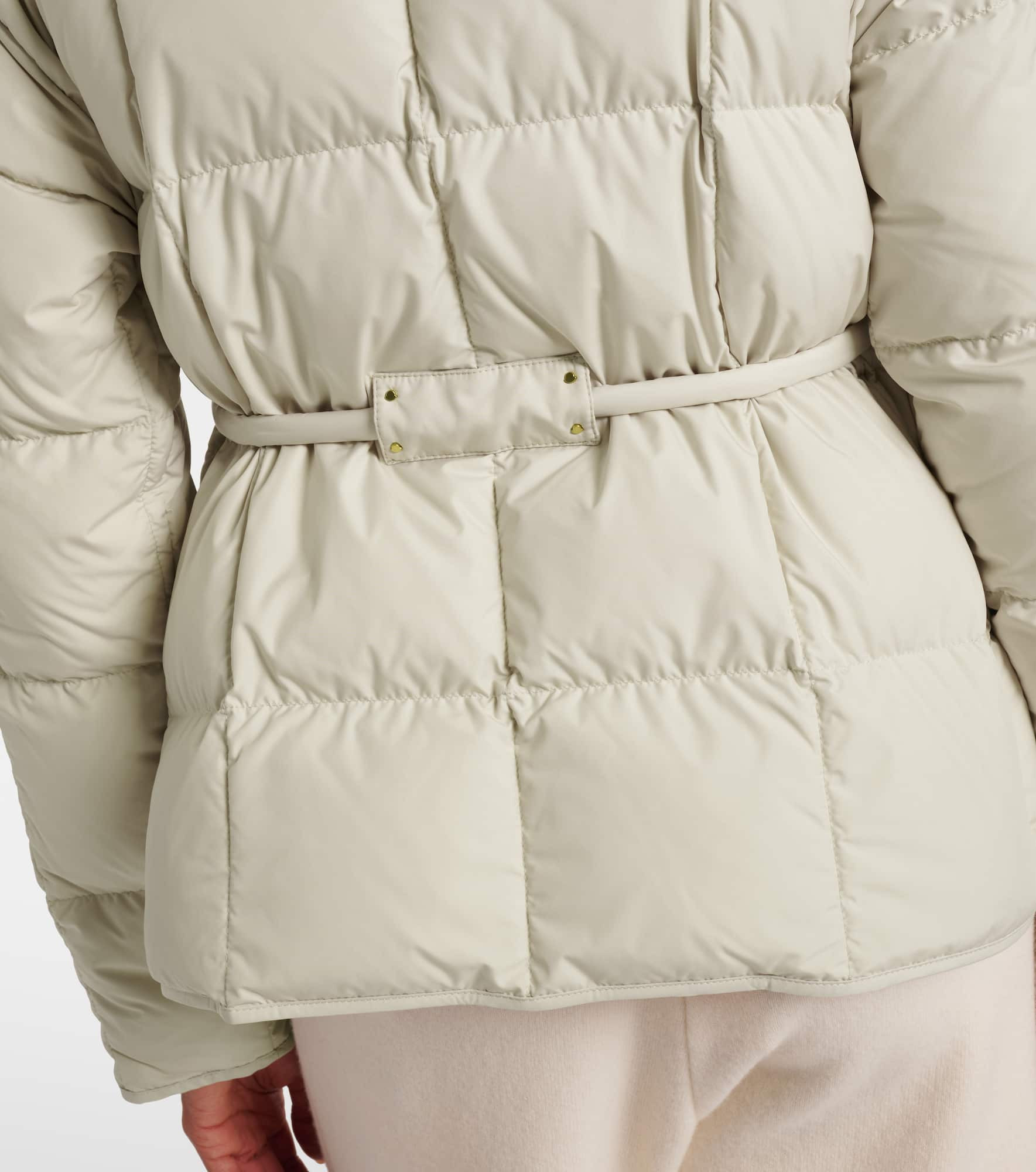 Belted leather-trimmed down jacket - 5