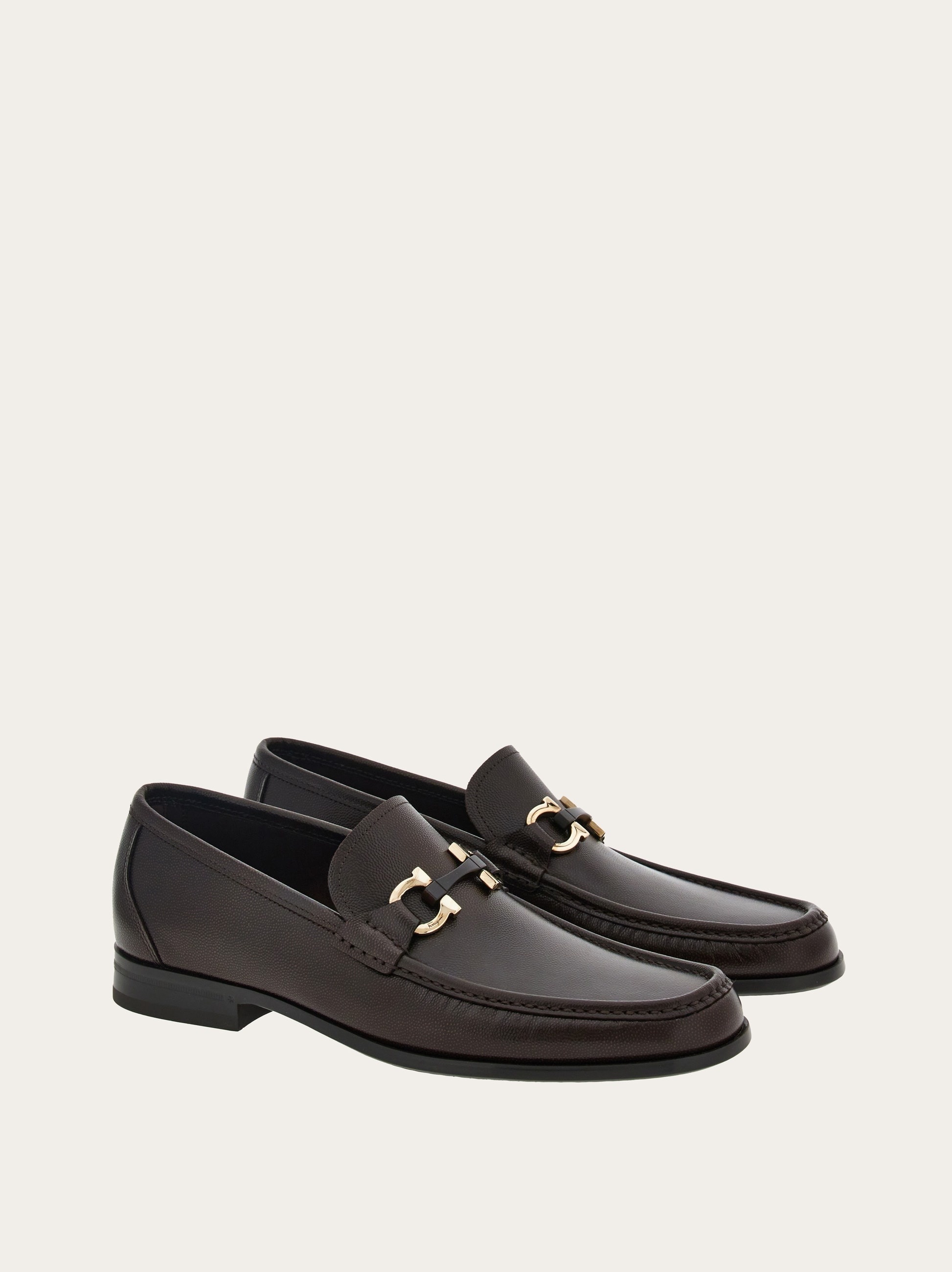FERRAGAMO Moccasin with Gancini ornament | REVERSIBLE 