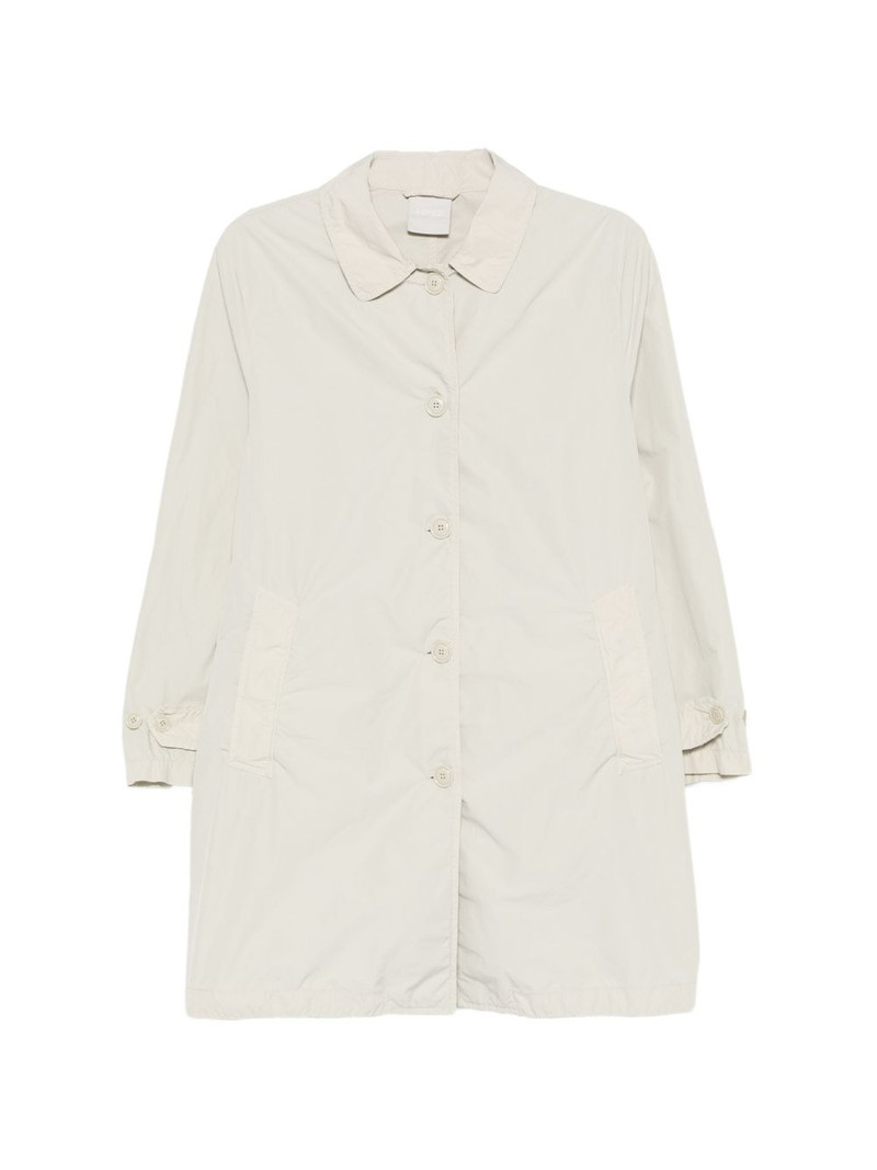 buttoned coat 1