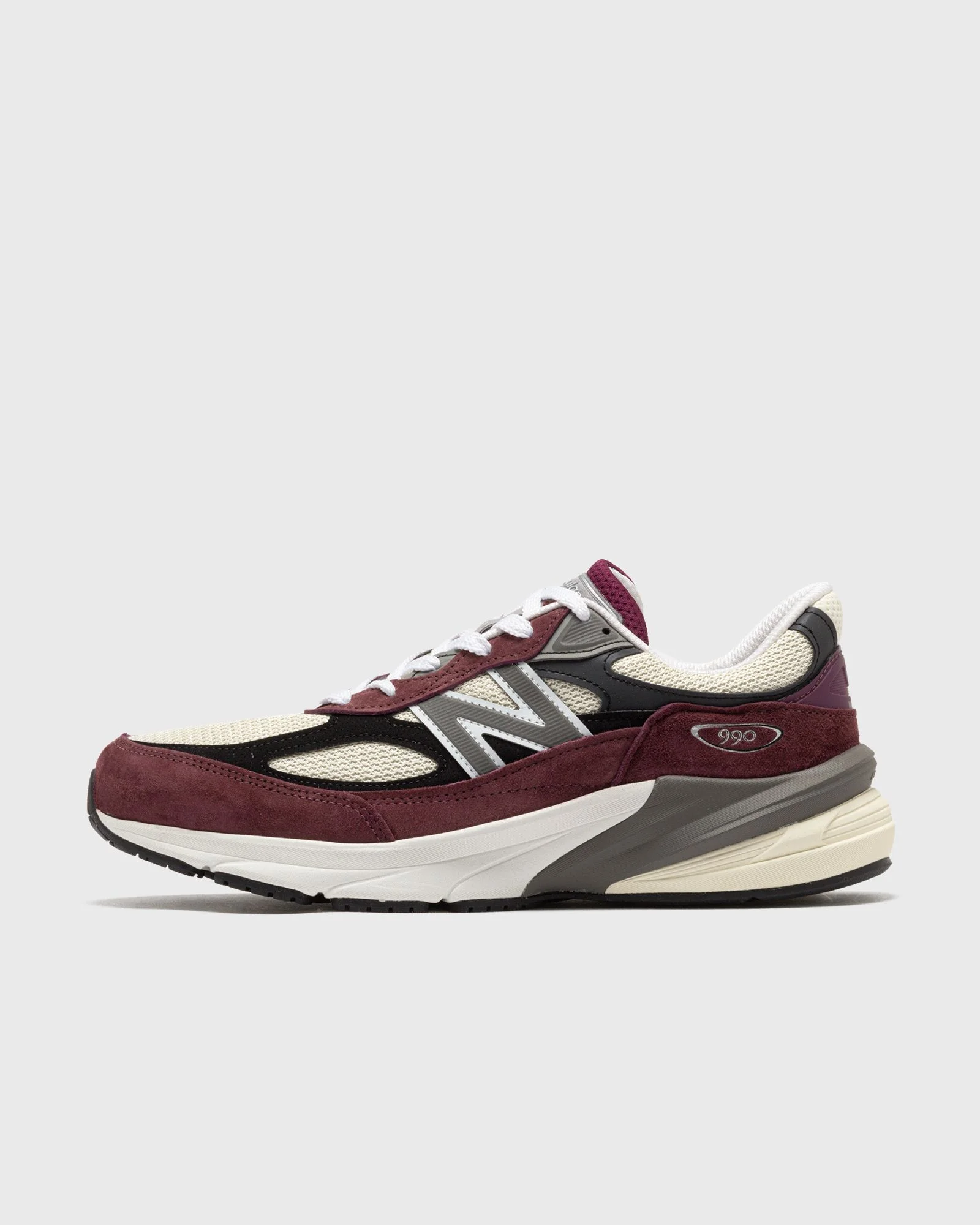 990 - 1