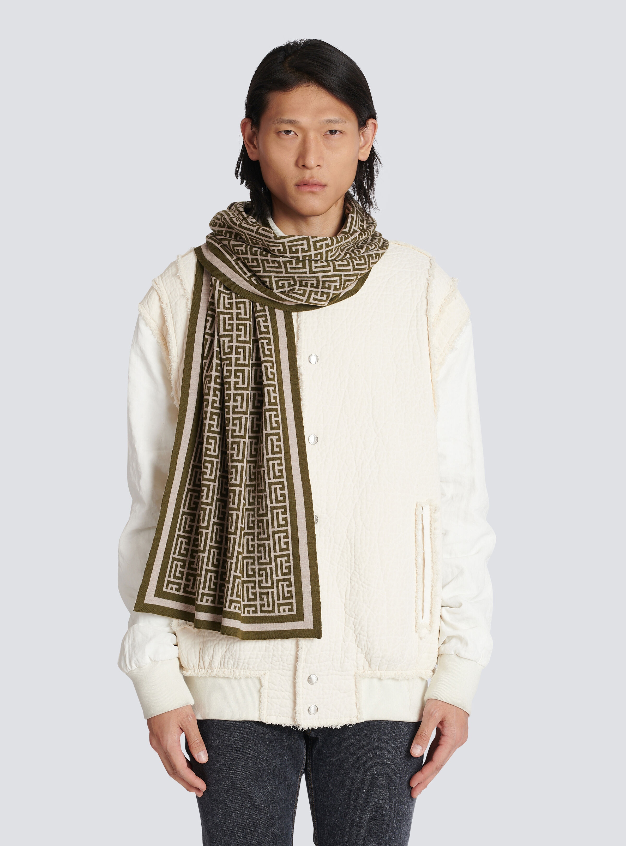 Wool scarf with monogram - 2