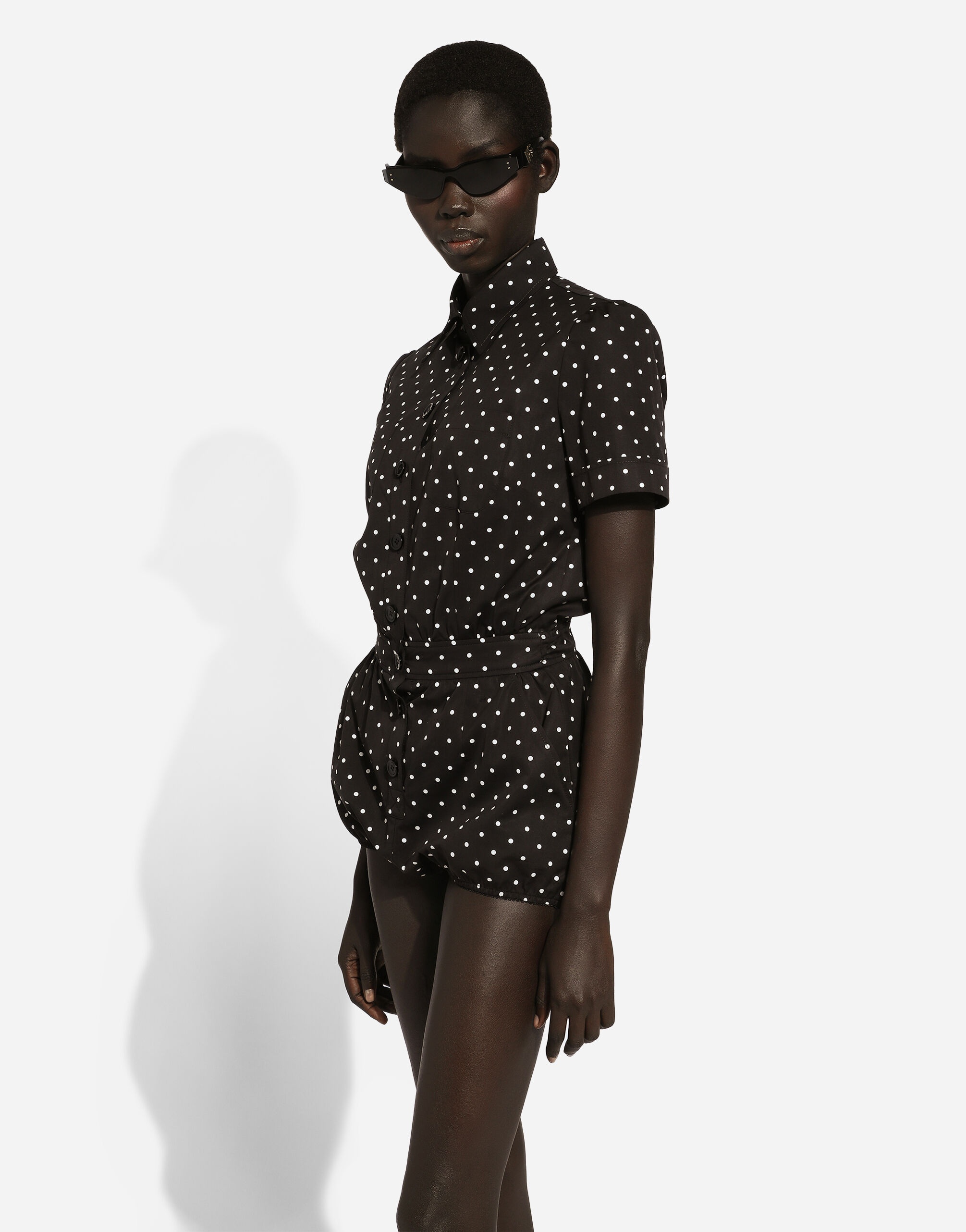 Cotton playsuit with polka-dot print - 6