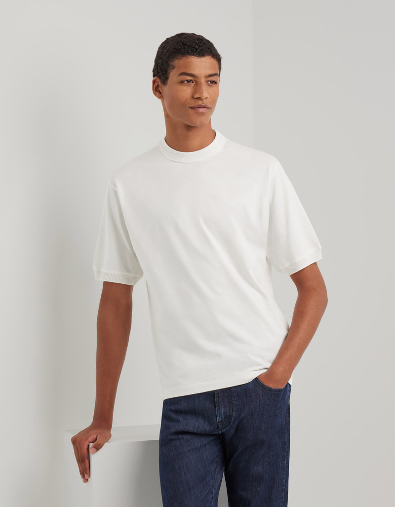 Canali CREAM PURE COTTON T-SHIRT WITH SIDE SLITS outlook