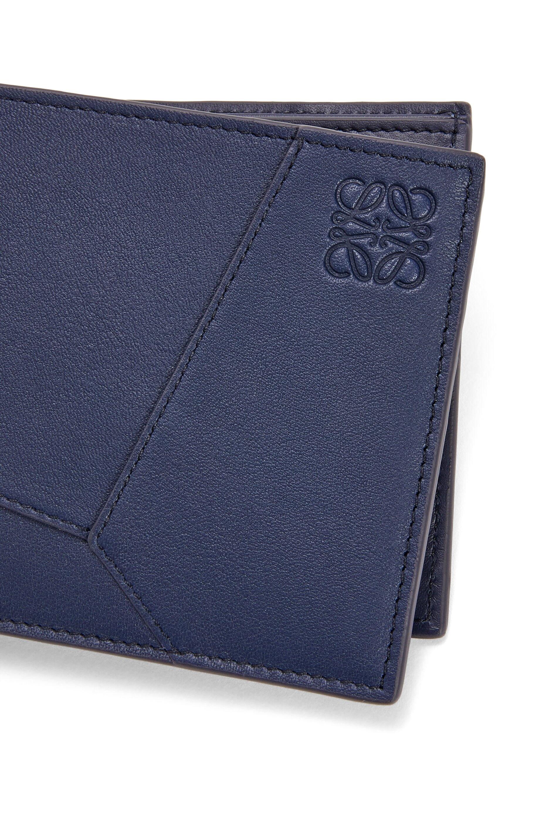Puzzle bifold wallet in classic calfskin - 5