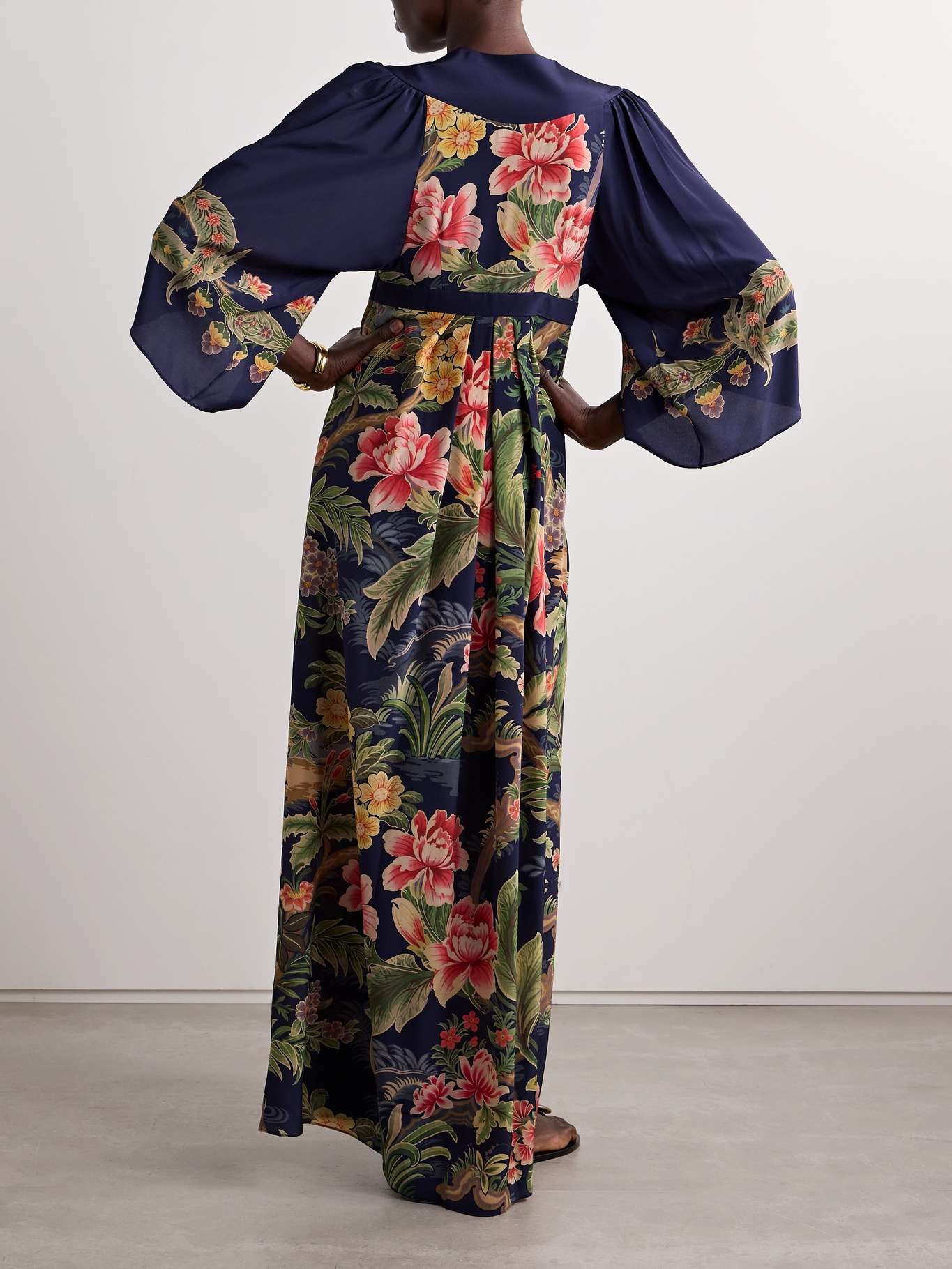 Printed silk-crepe maxi dress - 3