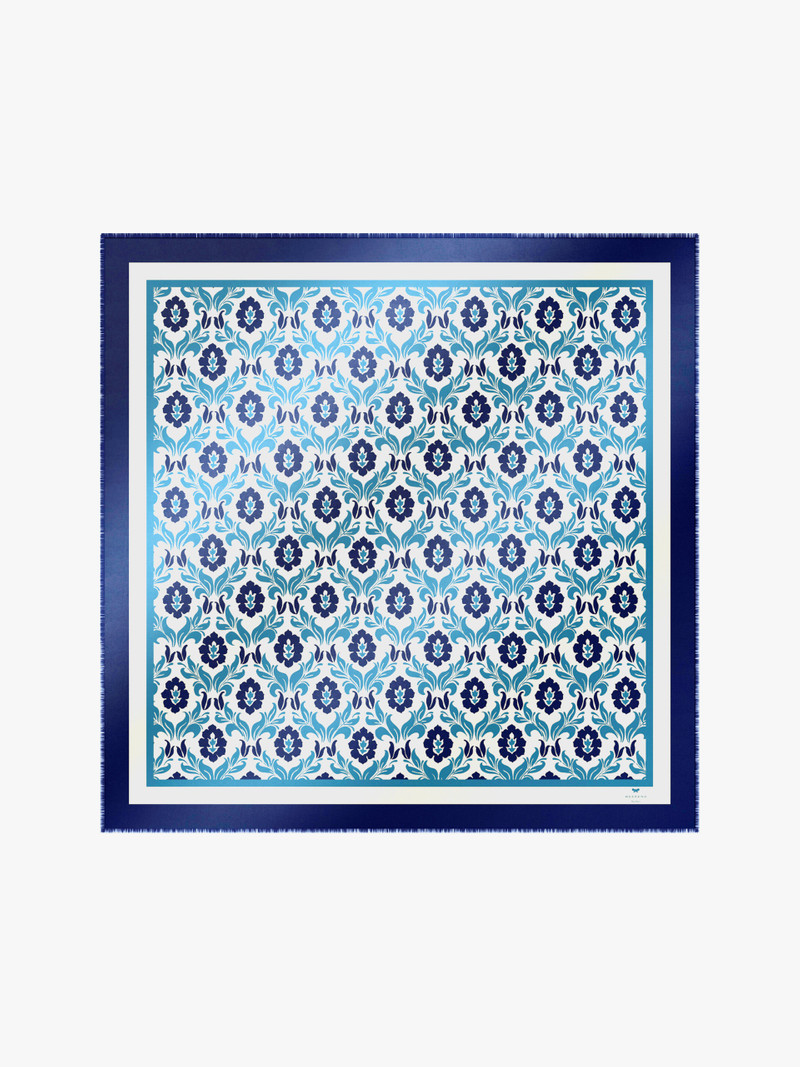 PILLY Printed wool shawl 1