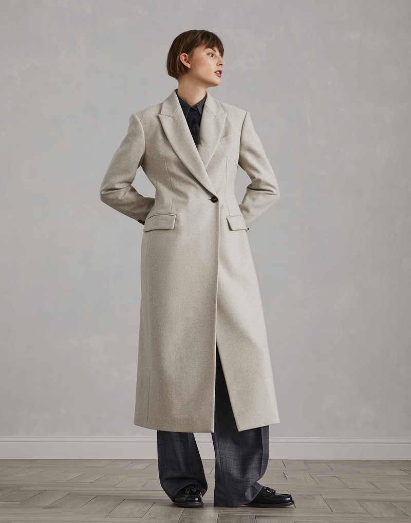 Lightweight wool cloth coat with monili 1