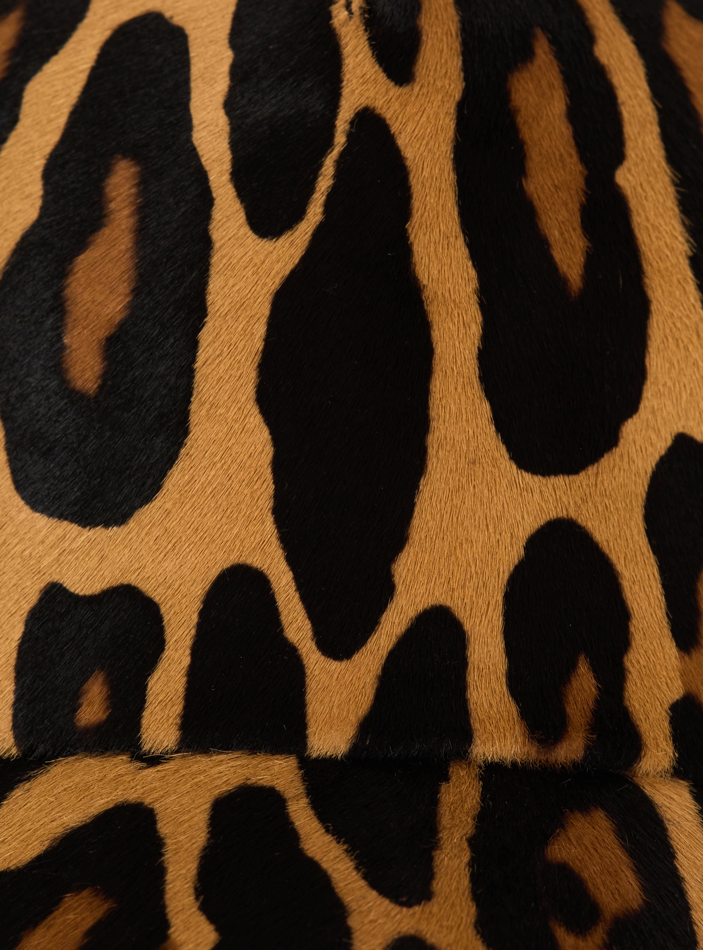 Ponyskin-style leather cap with leopard pattern - 5
