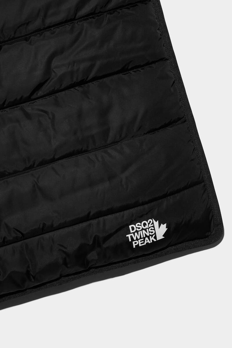 POLDO X D2 TORONTO PET BLANKET 4