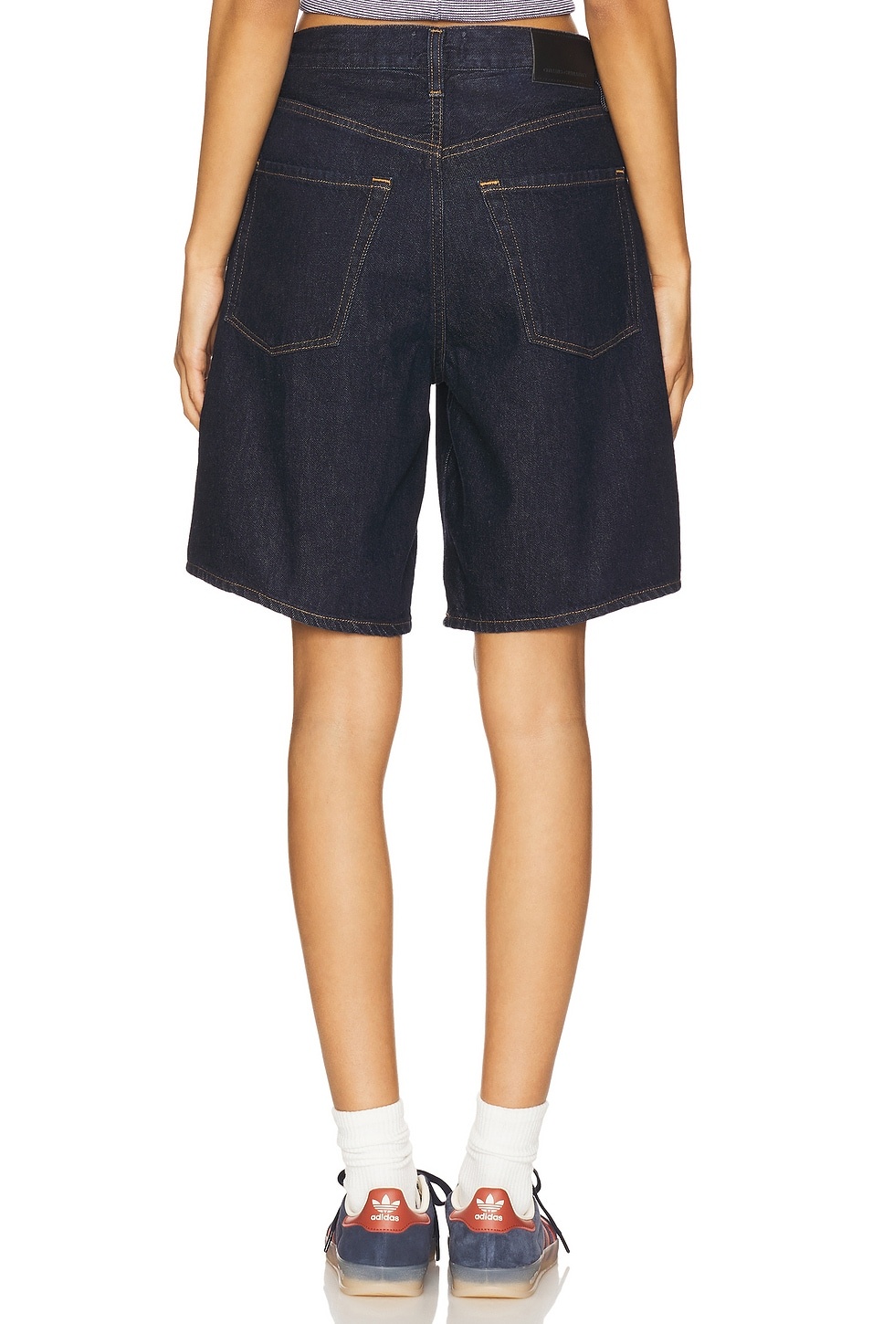 Ayla Short With Clean Hem - 4