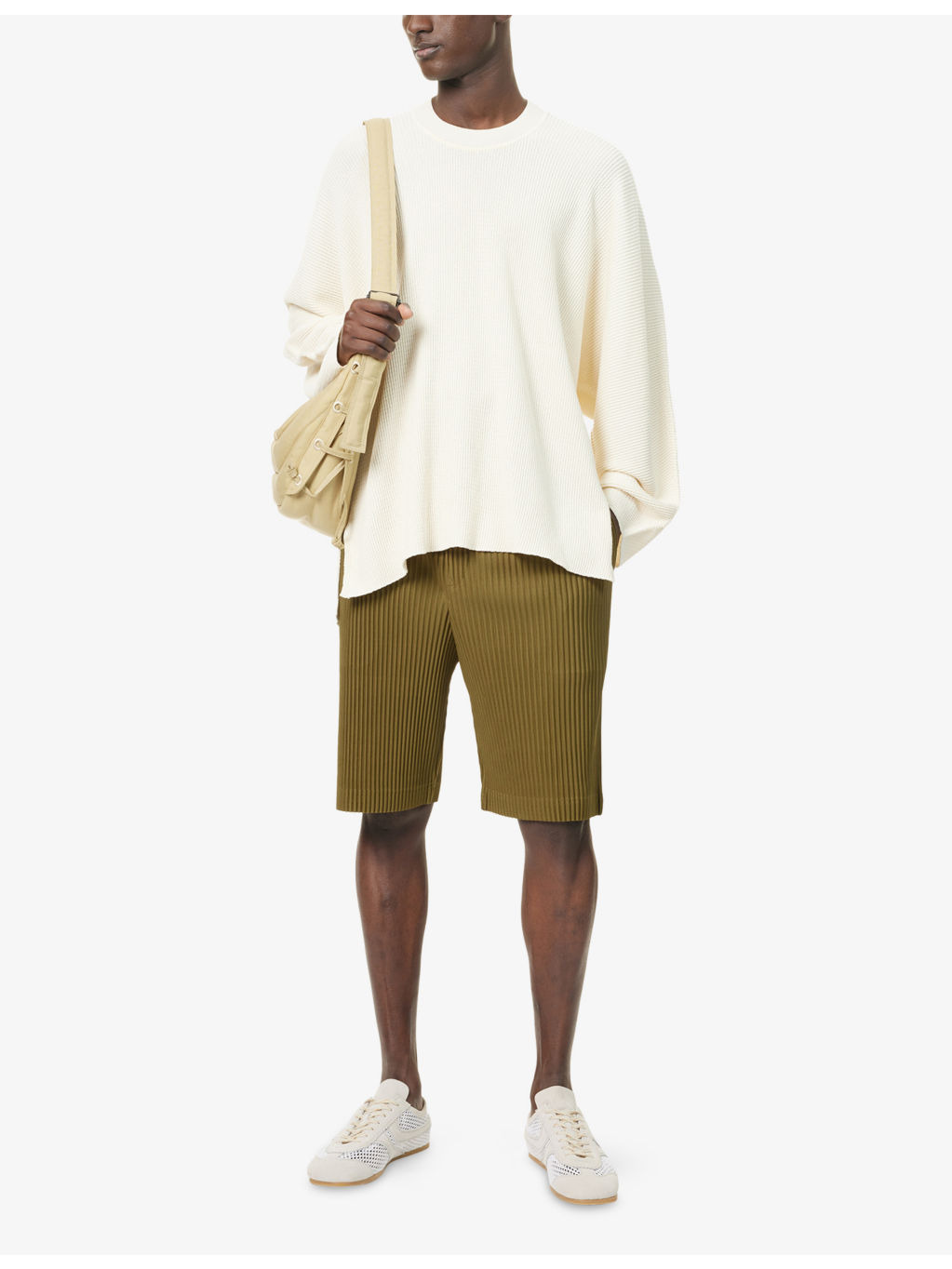 Pleats Regular-Fit Knitted Shorts - 2
