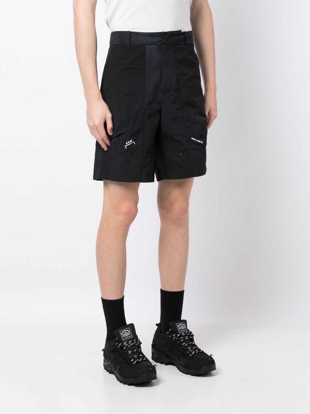 Irregular Dye logo-print shorts - 3