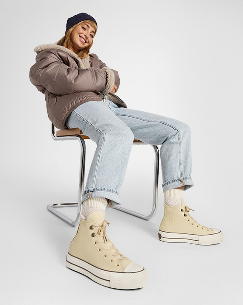 Chuck Tayor All Star Lift Platform Weatherized Leather 4