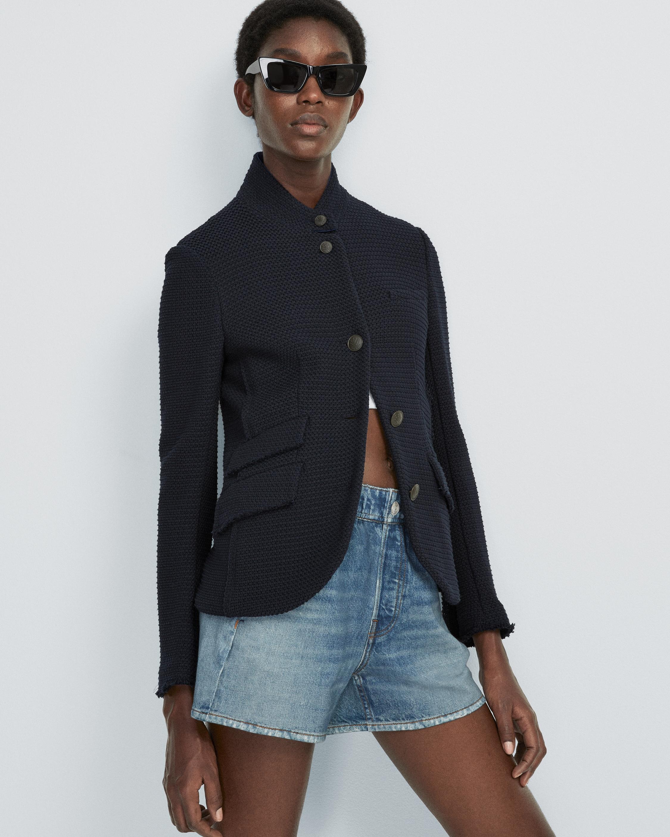Miramar 4" Walking Short
Trompe L'oeil Cotton Short - 2