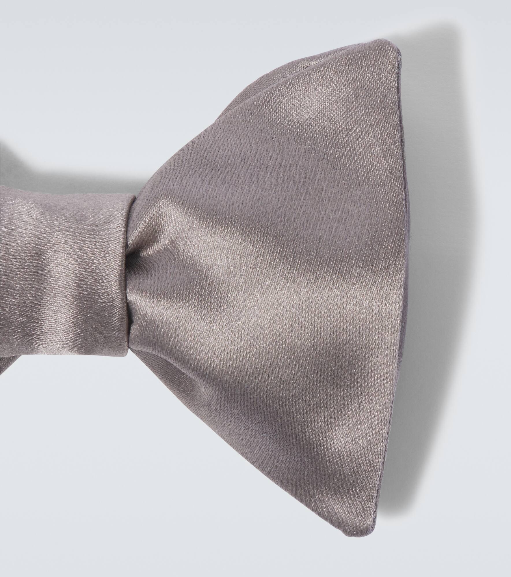 Silk and cotton satin bow tie - 4