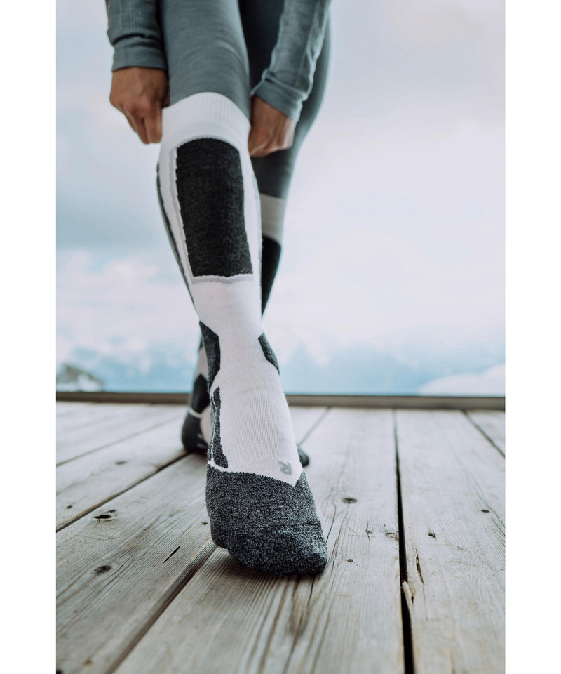SK2 Intermediate Women Skiing Knee-high socks 11