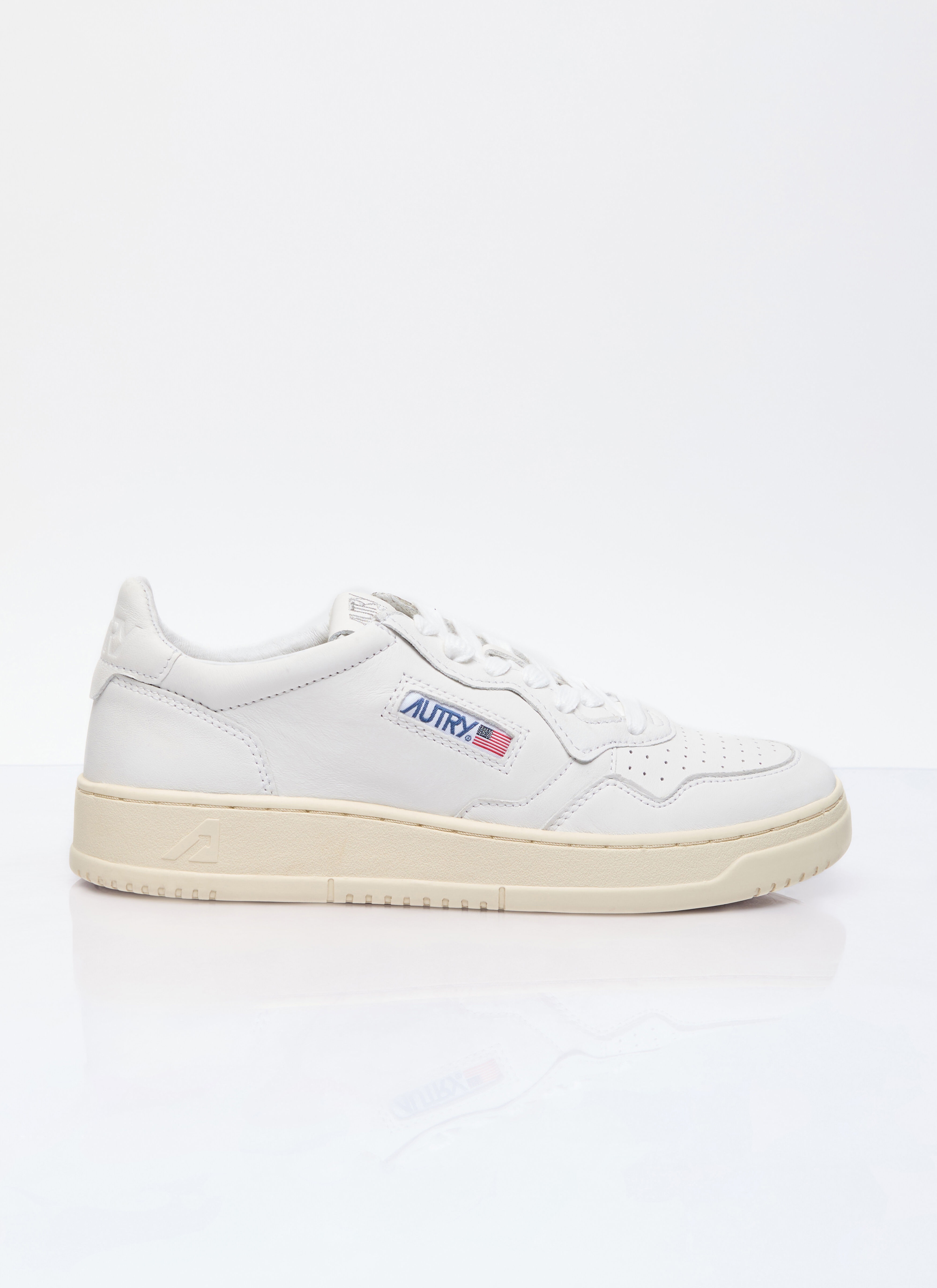 Medalist Low Top Sneakers - 1