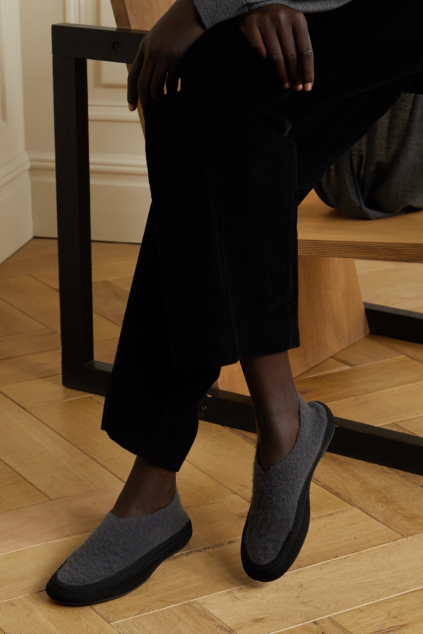 Fairy grosgrain and suede-trimmed cashmere slippers - 2