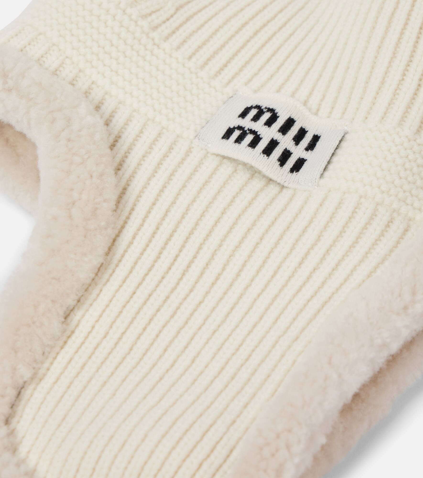 Shearling-trimmed wool and cashmere hat - 3