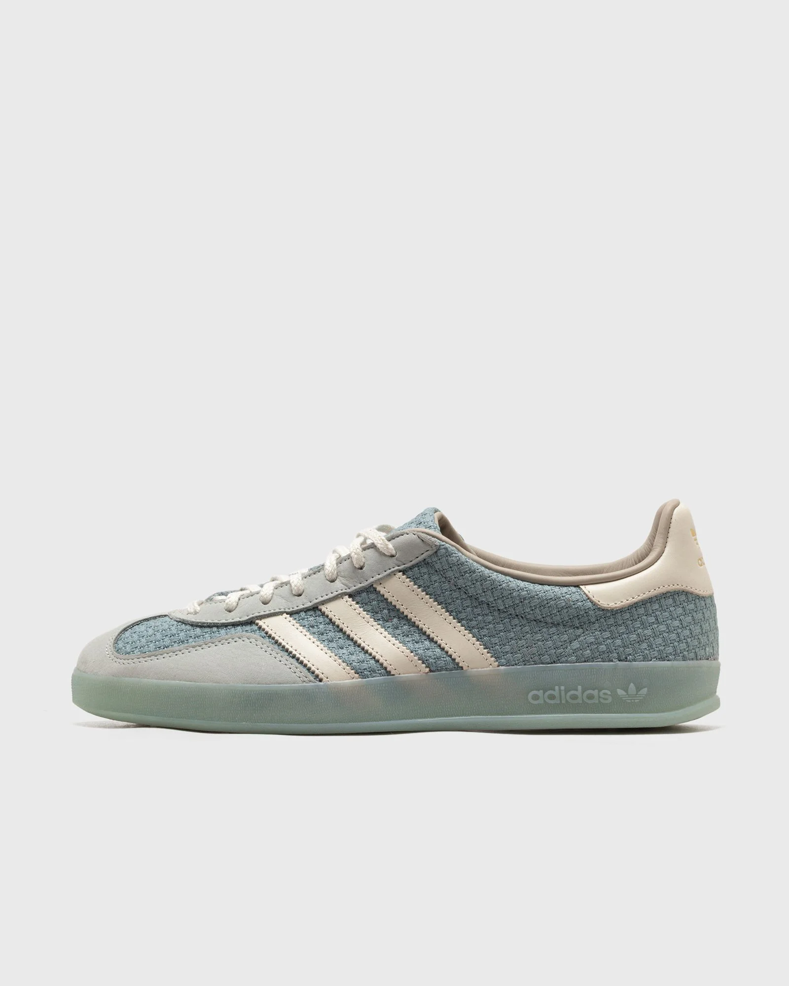 GAZELLE INDOOR - 1