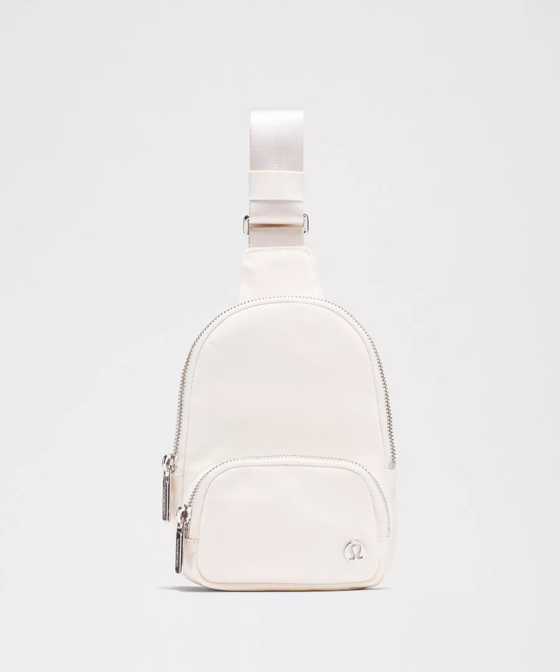 Everywhere Small Sling Bag 1