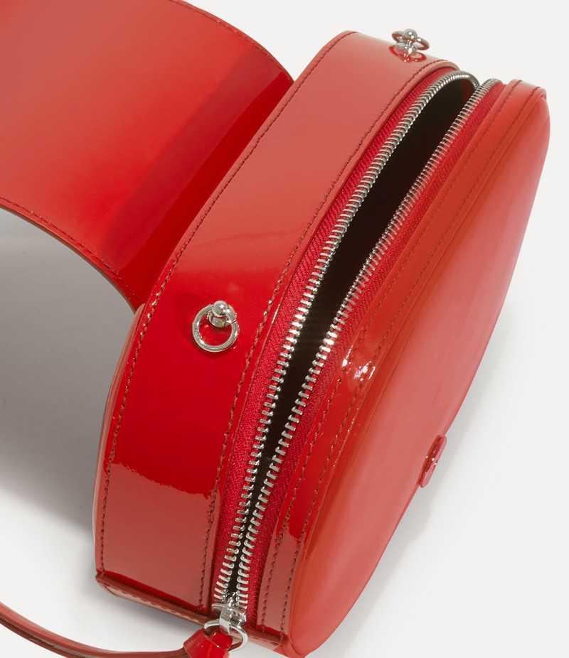 HEART FLAP CROSSBODY 4