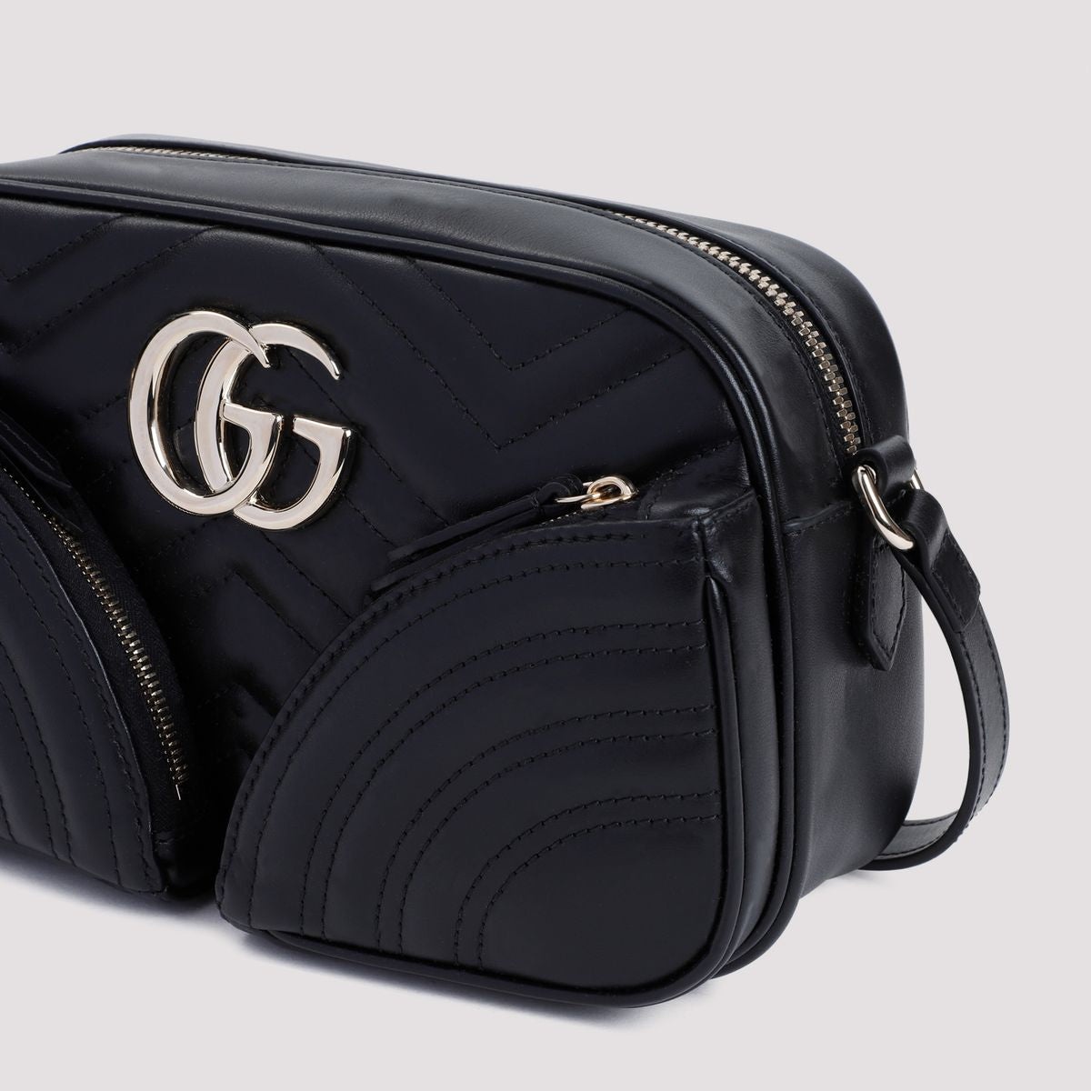 Gucci Shoulder Bags - 3