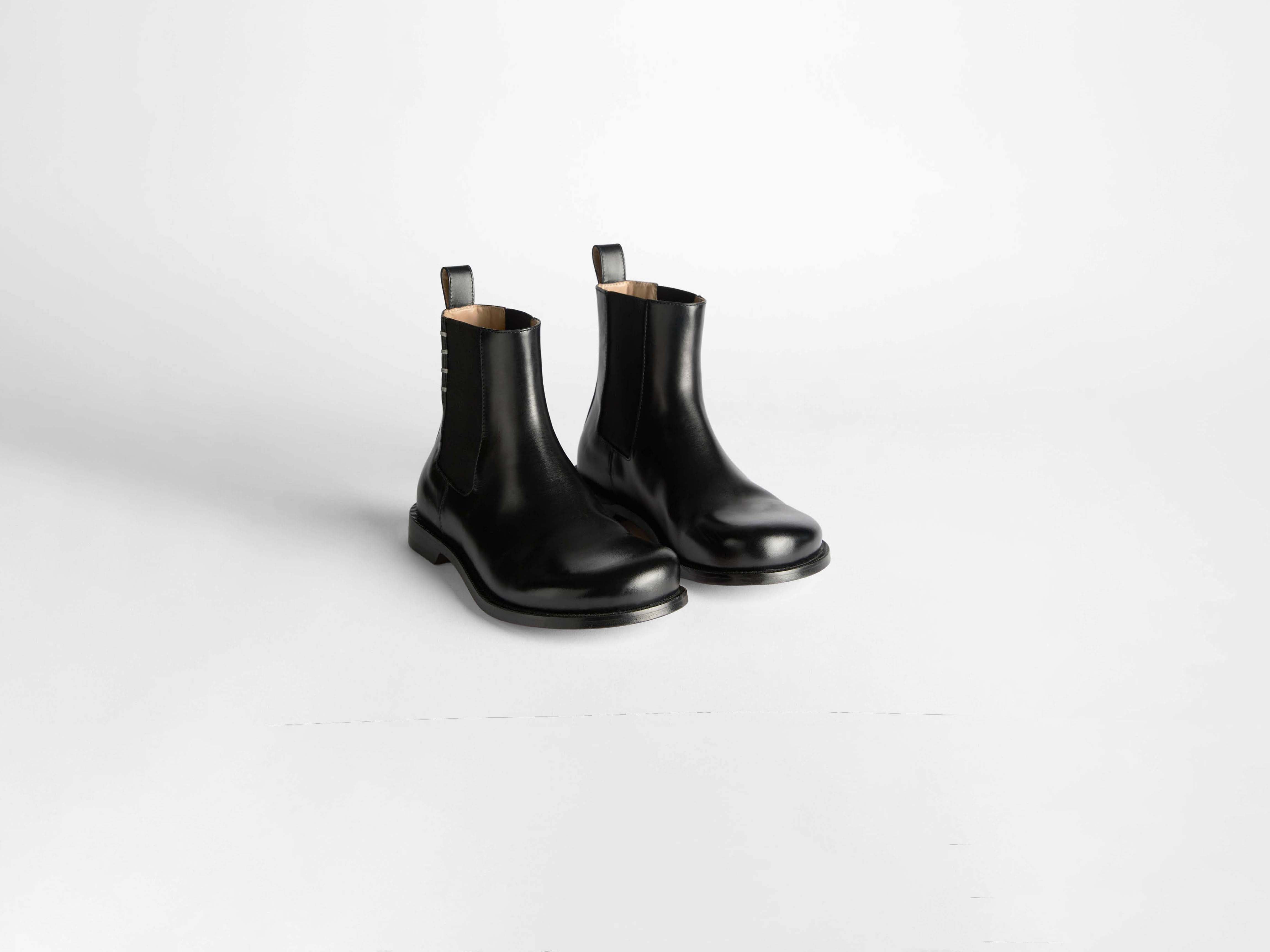 WOMENS CHELSEA LOAFER BOOTS IN BLACK - 2