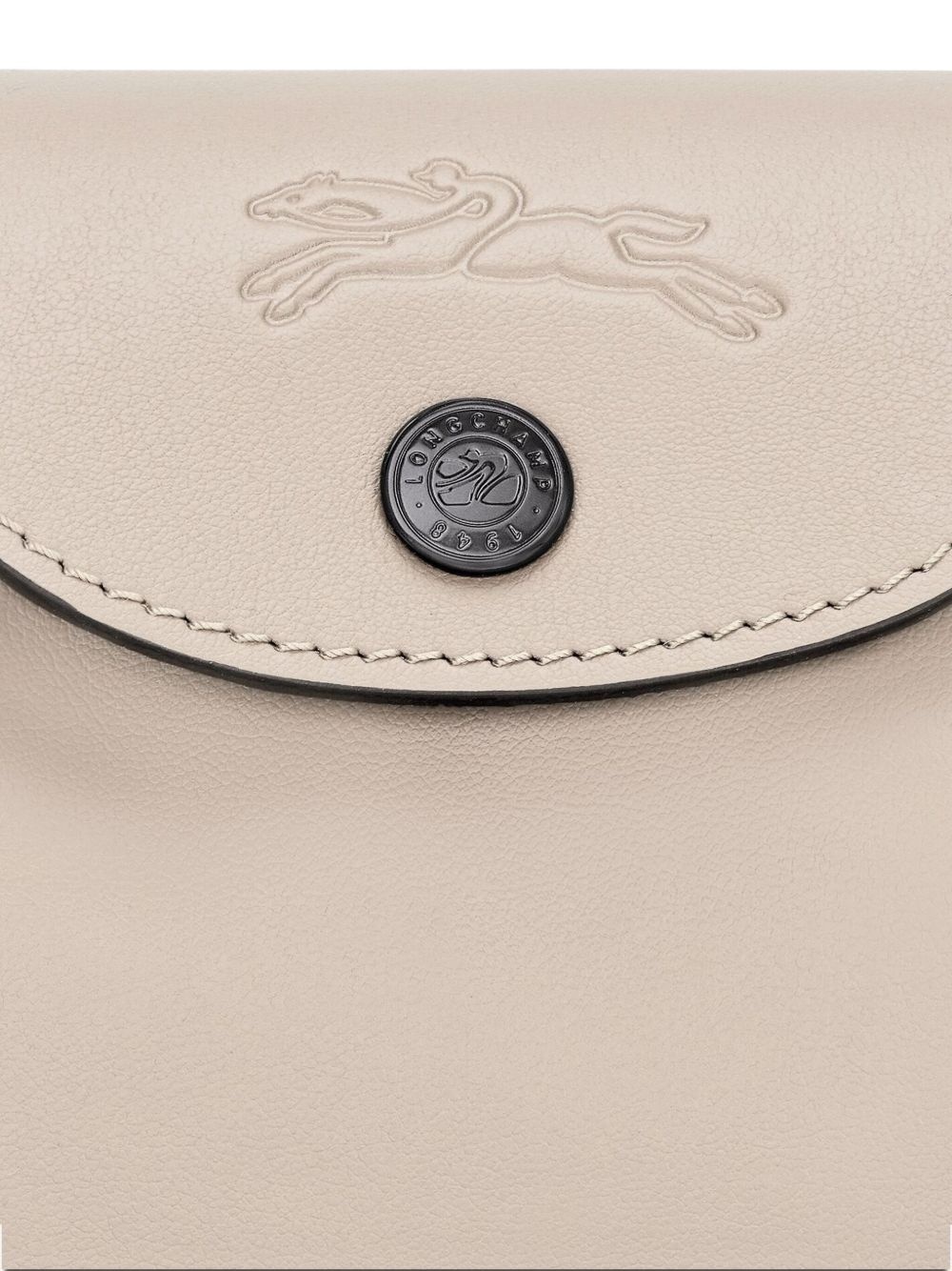 Le Pilage curved leather shoulder bag - 5