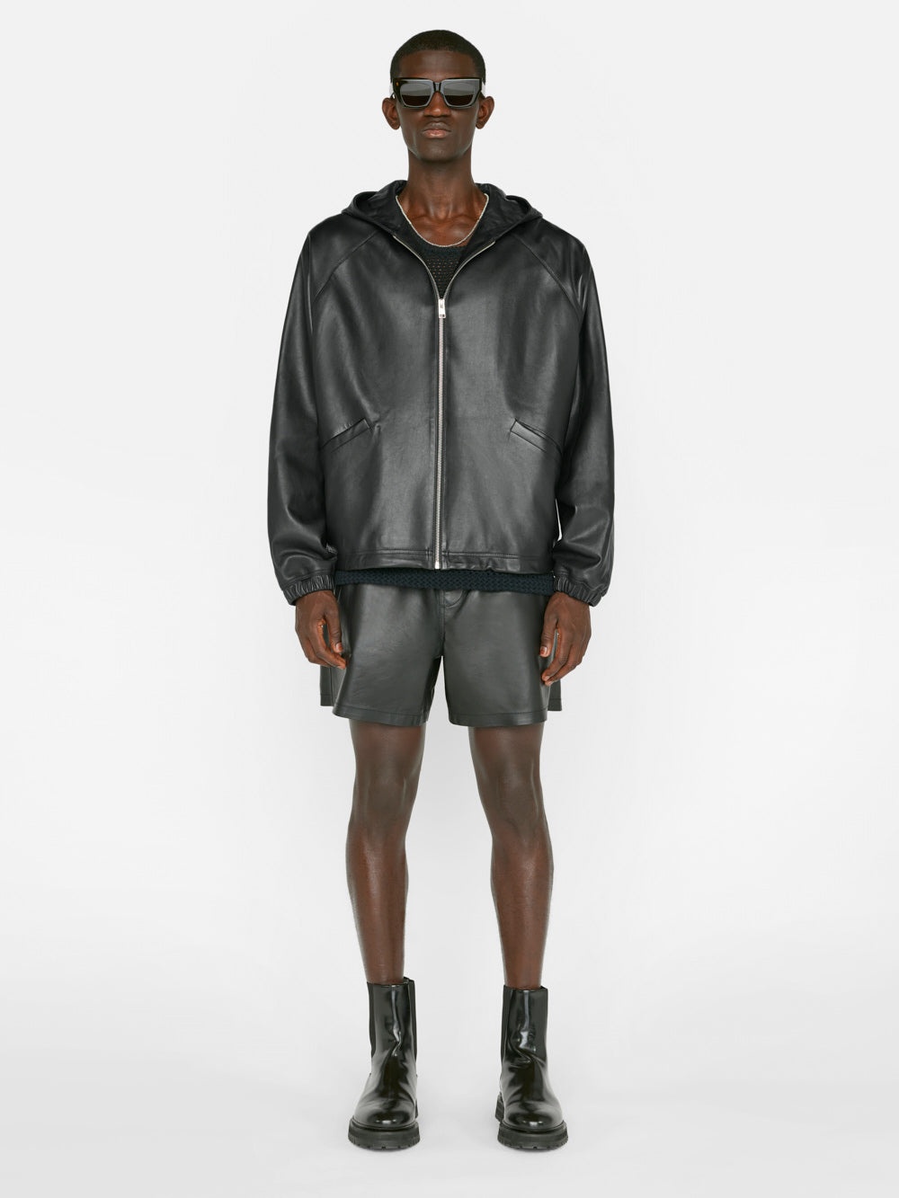 Clean Leather Hoodie in Noir - 2
