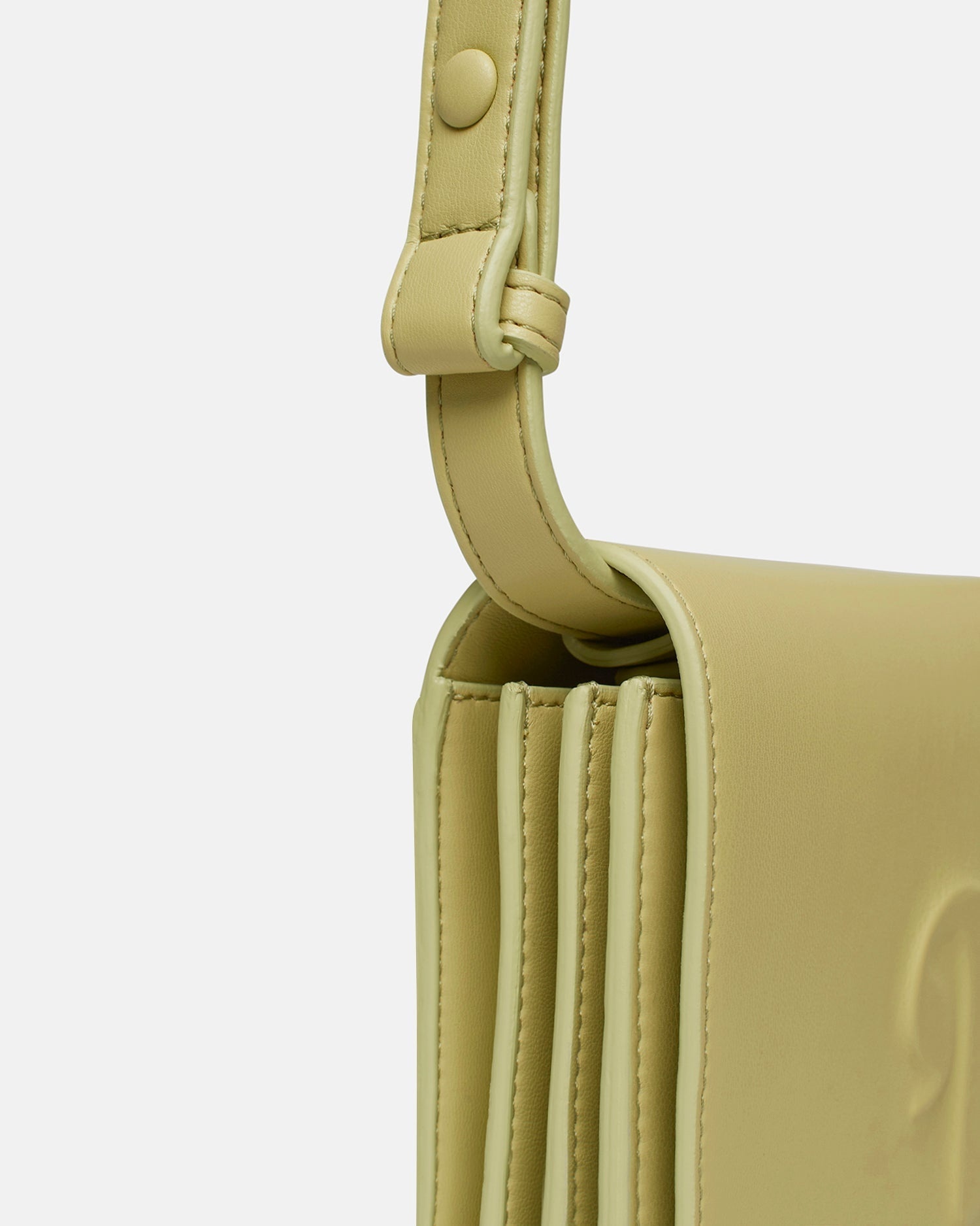 Alt-Nappa Shoulder Bag - 5