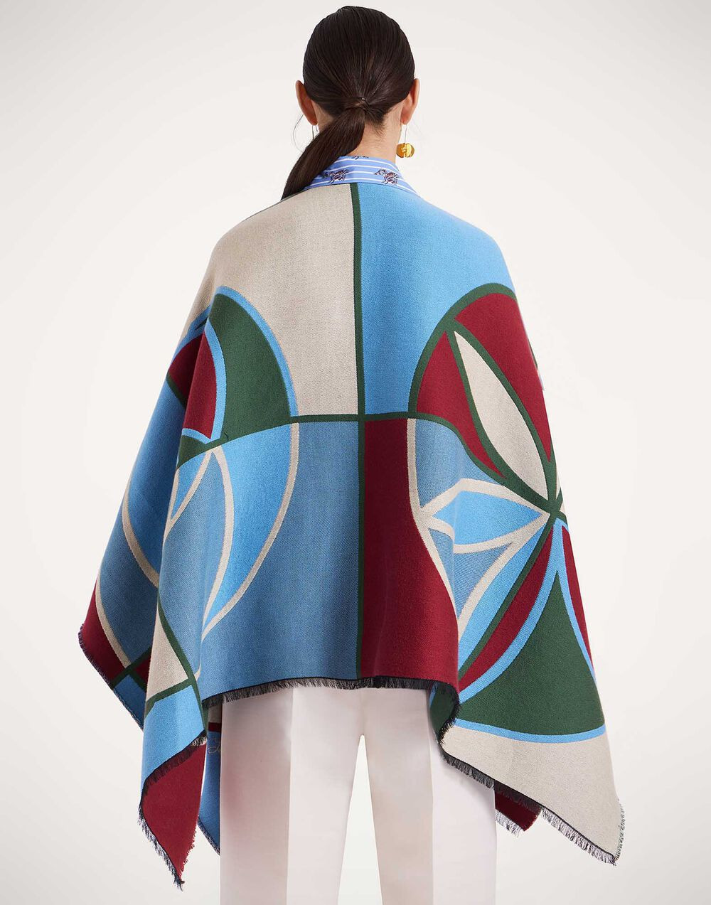 Poncho - 4