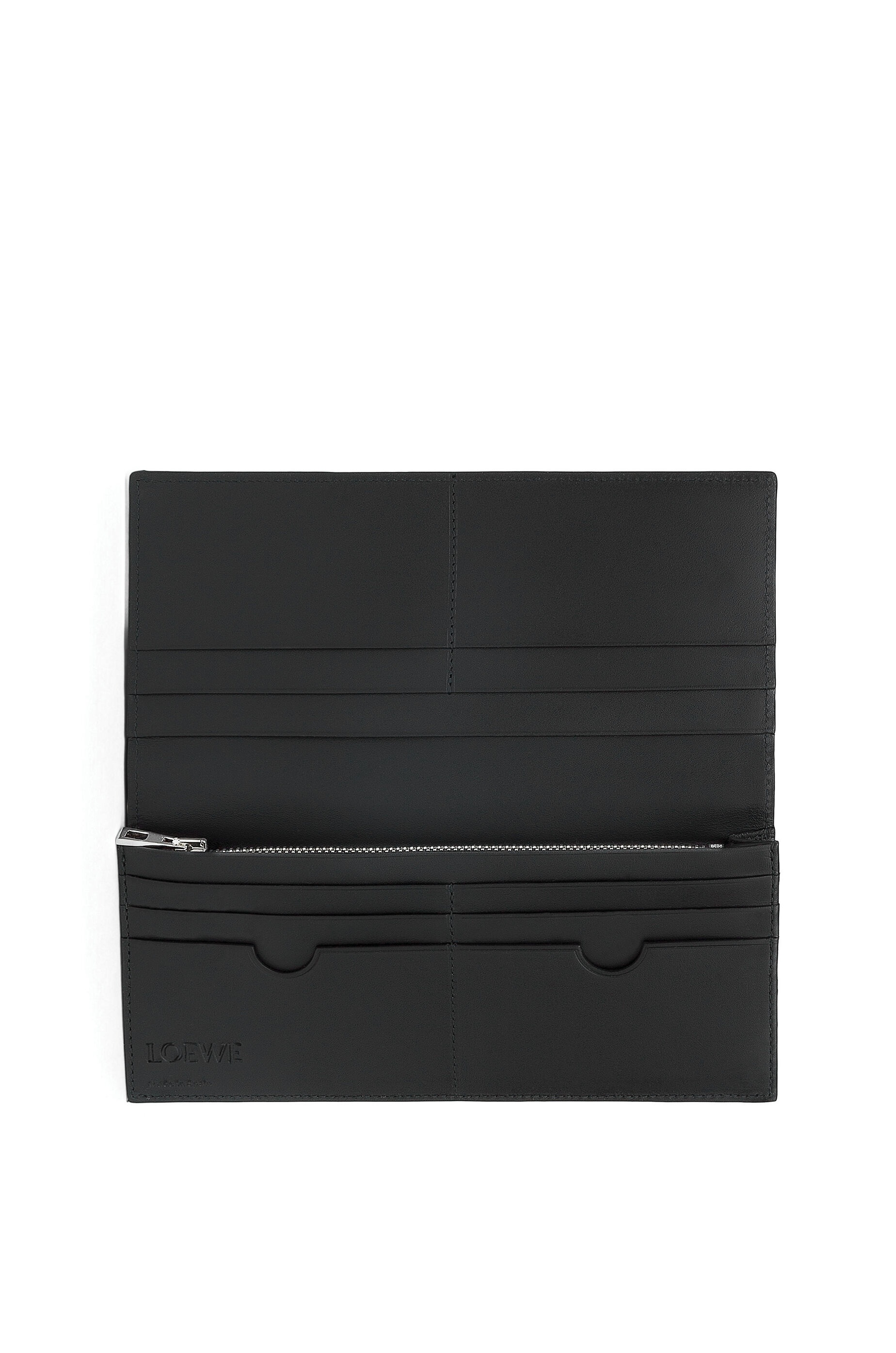 Long horizontal wallet in calfskin - 4