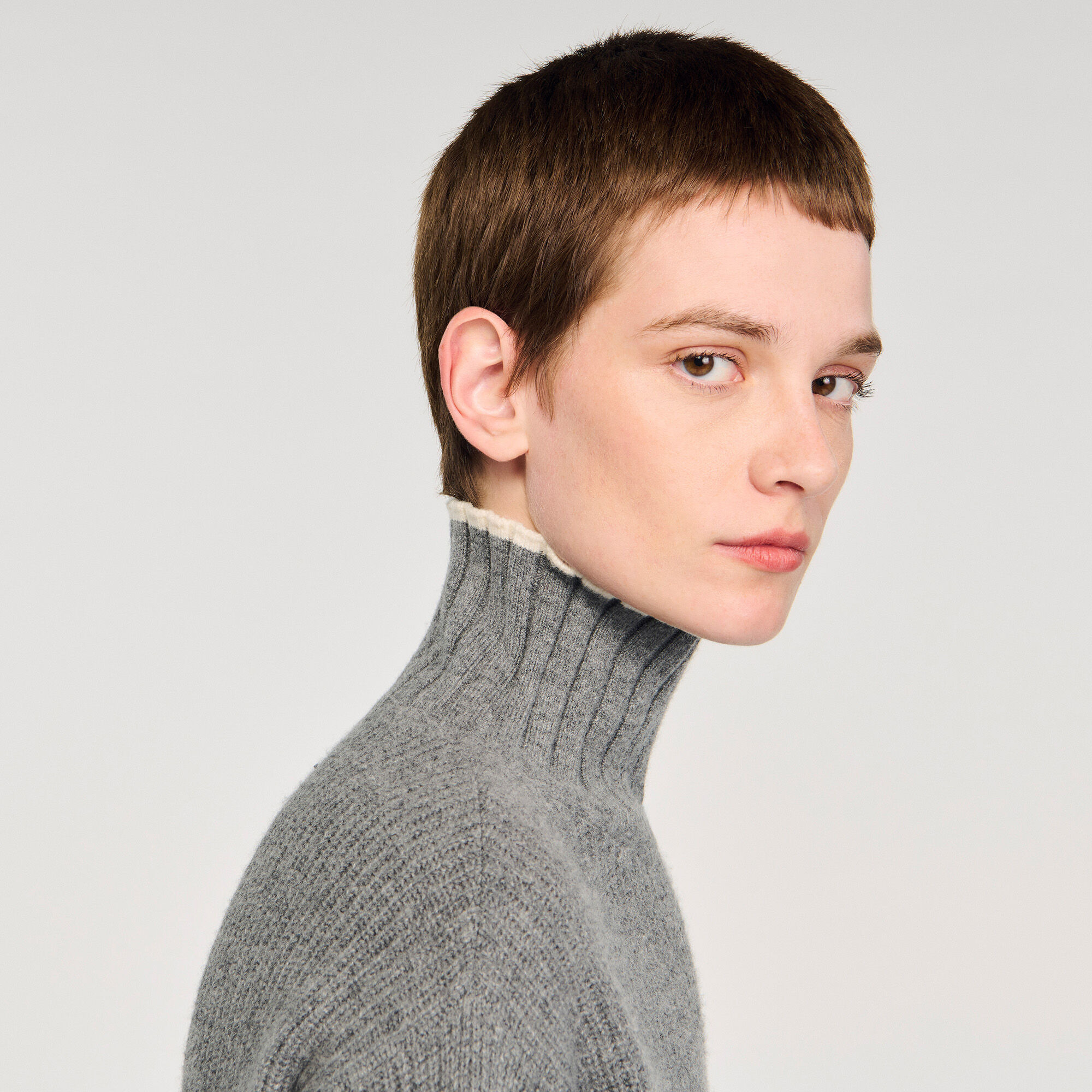 TURTLENECK SWEATER - 3