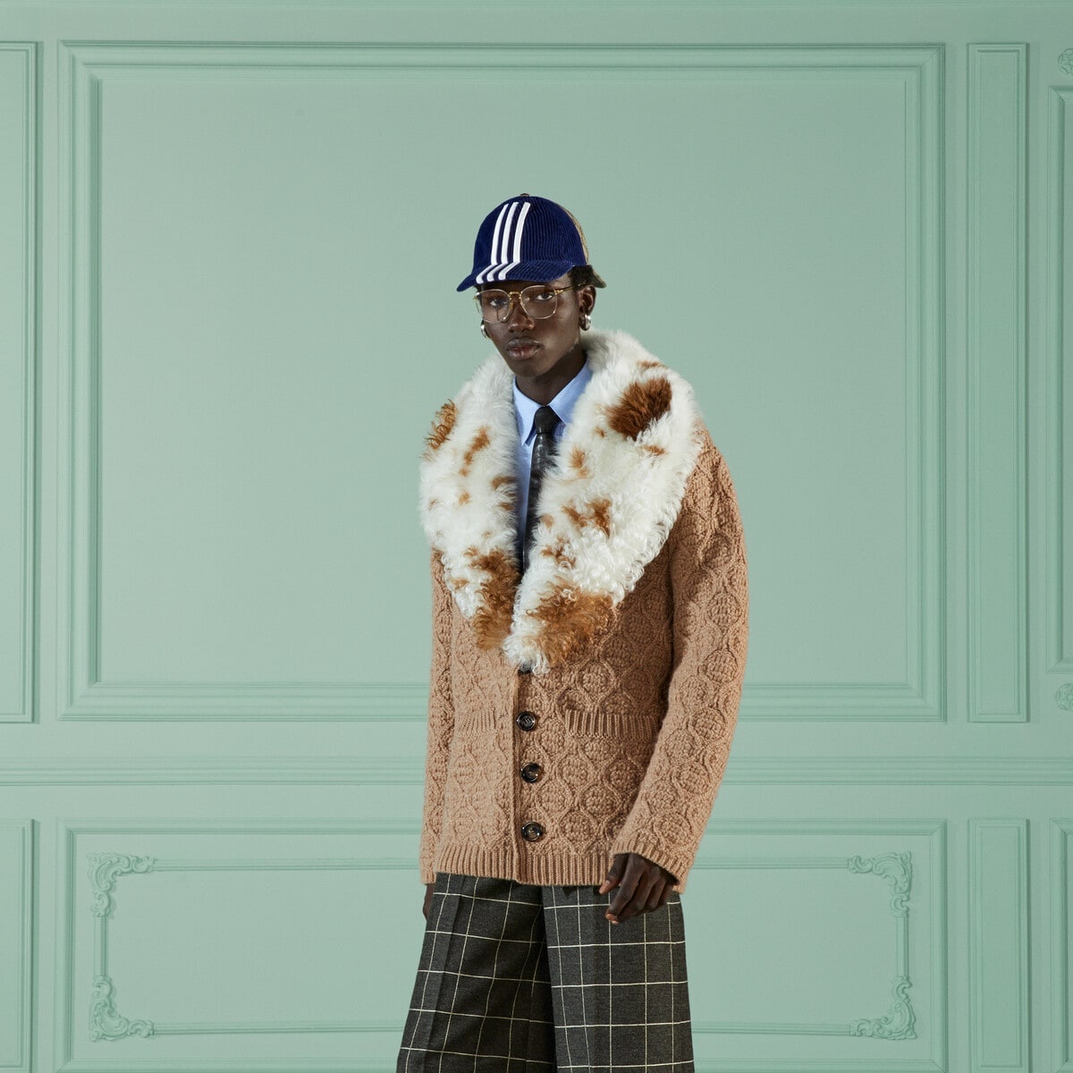 Wool knit coat with shearling collar - 7