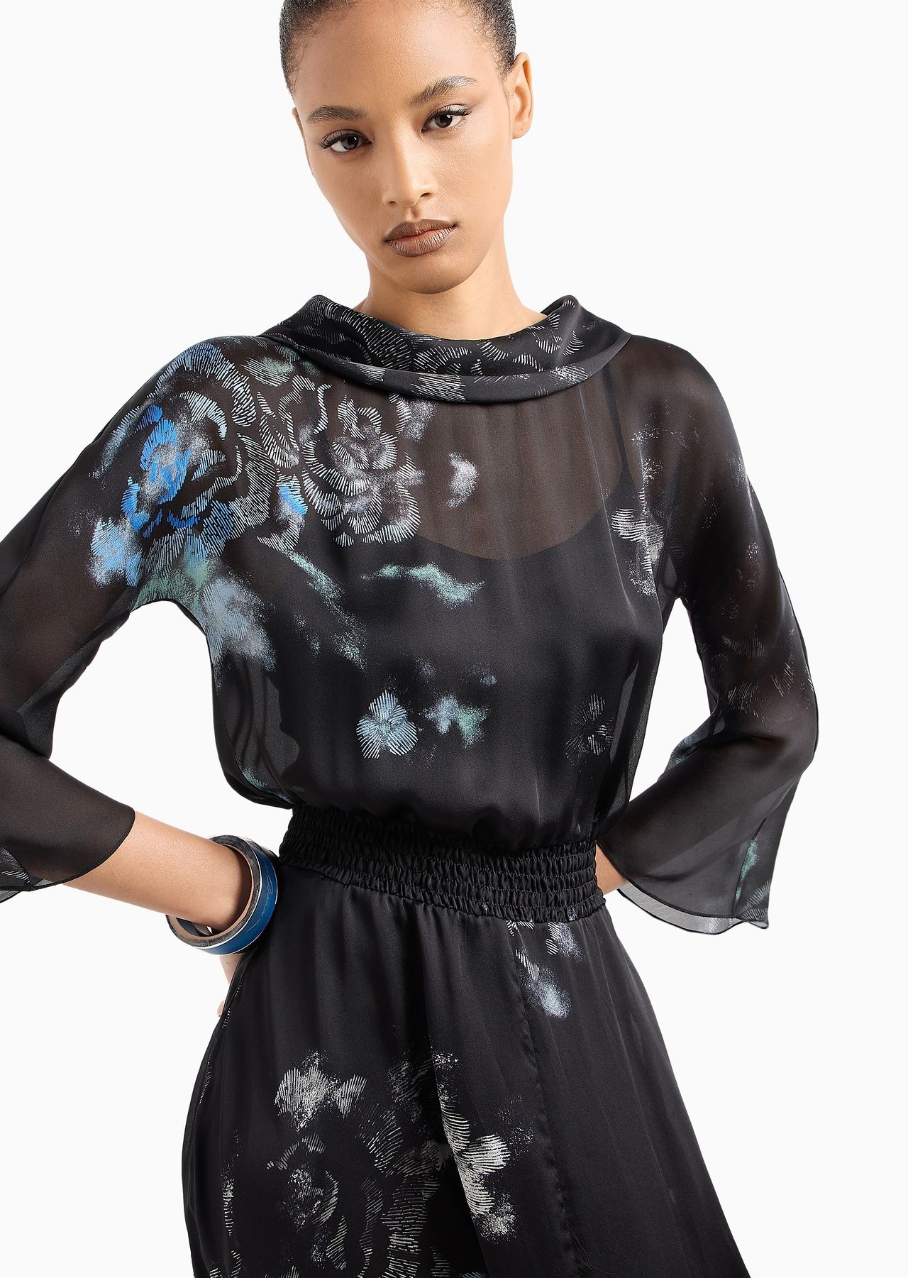 Silk charmeuse long dress in a floral print - 6