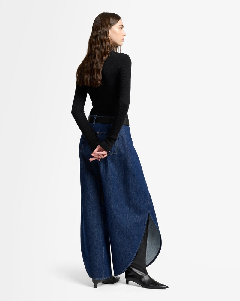Mankind Tulip Barrel in Blue Petal 7