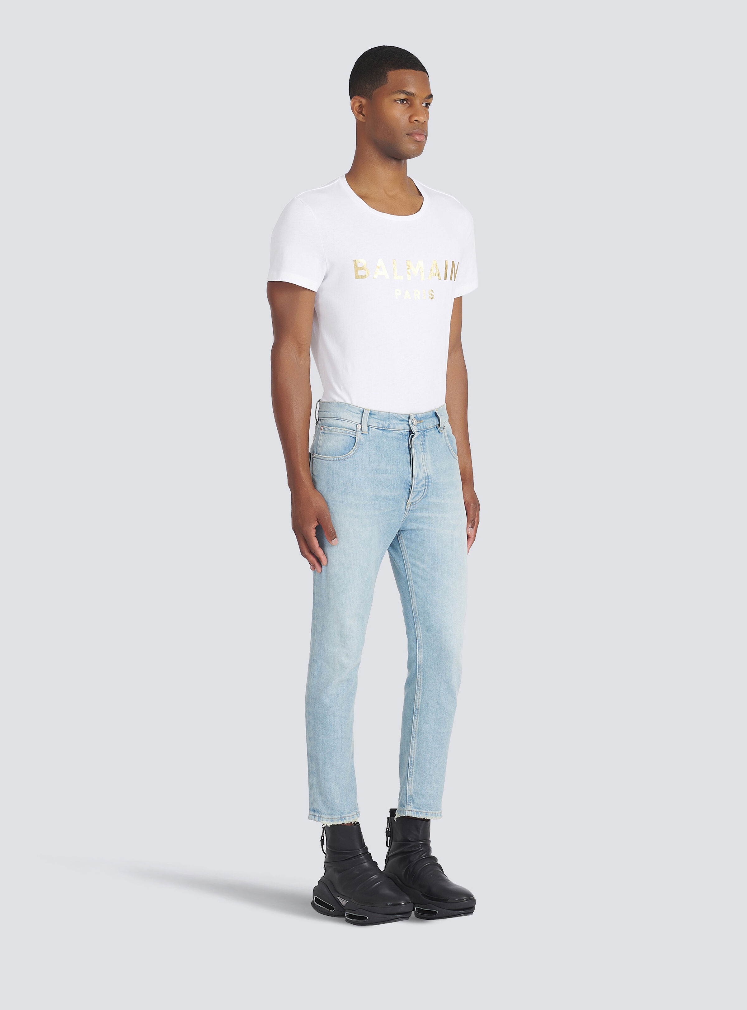 Slim cut  eco-designed denim cotton jeans with embossed Balmain logo - 5