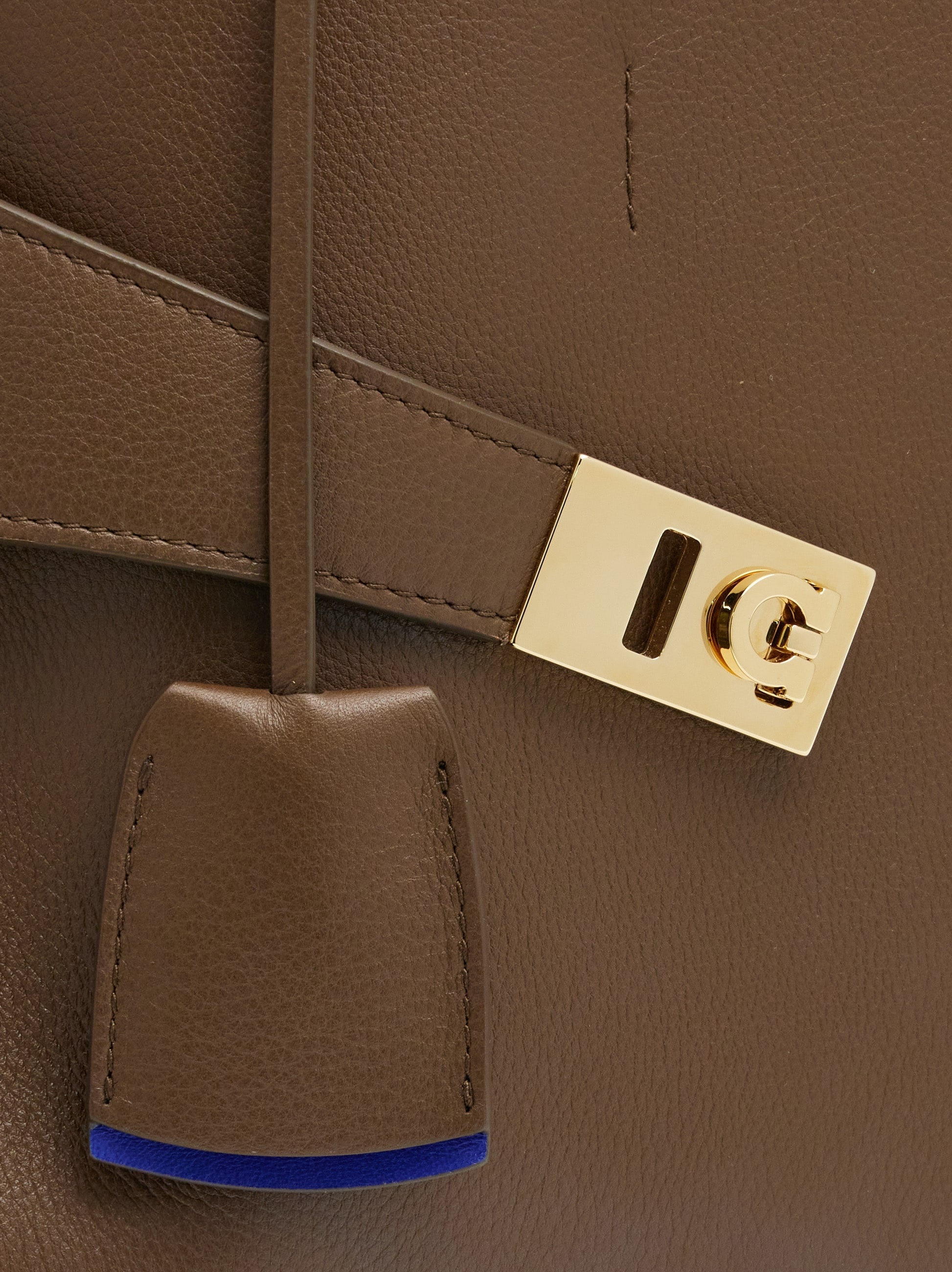Hug handbag (M) - 8