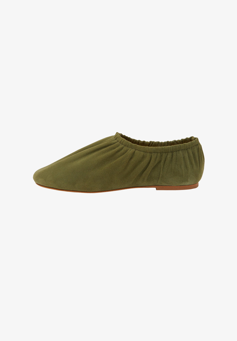 SWAN SLIP-ONS 1