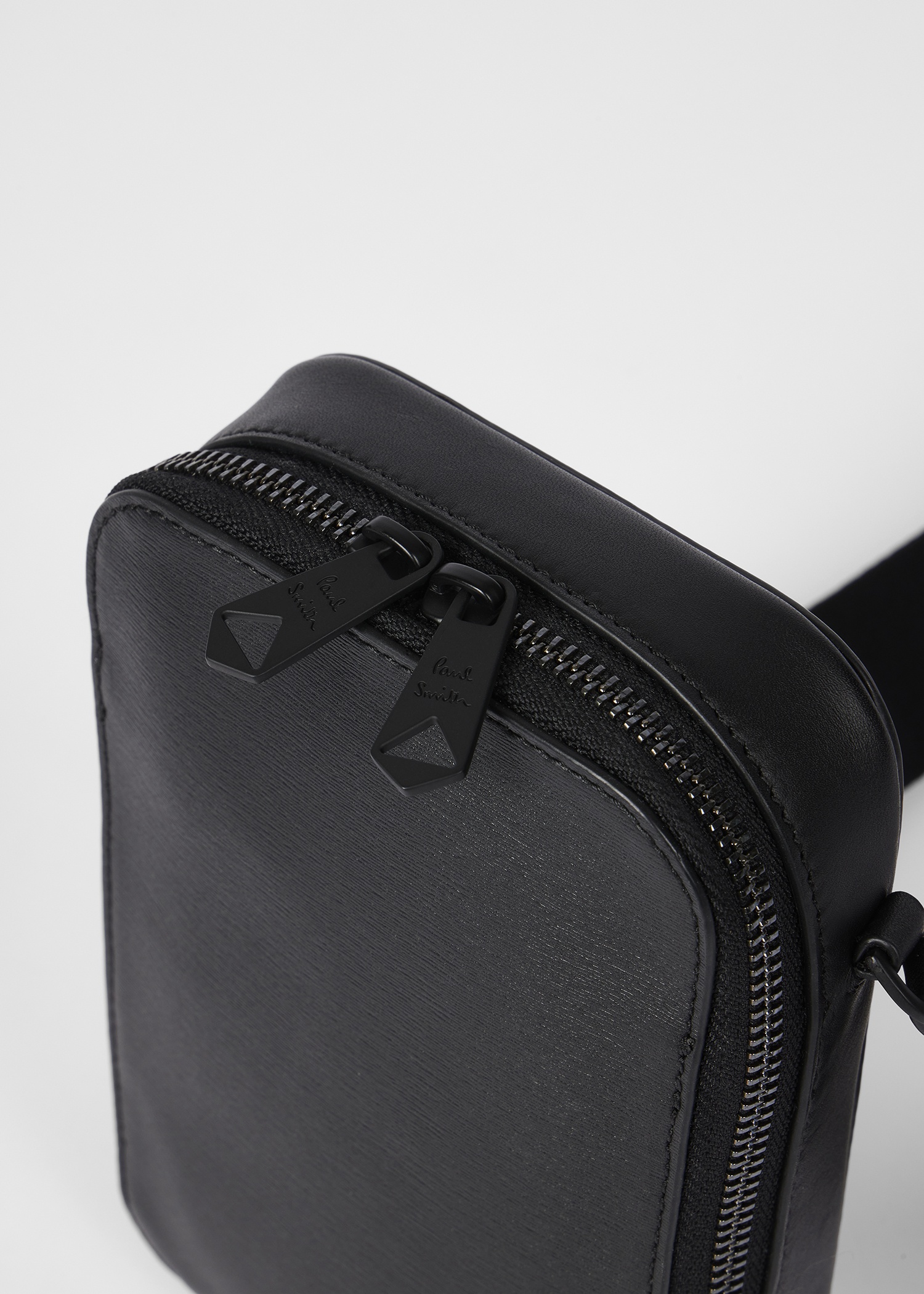 Black Straw-Grain Embossed Leather Flight Bag - 8