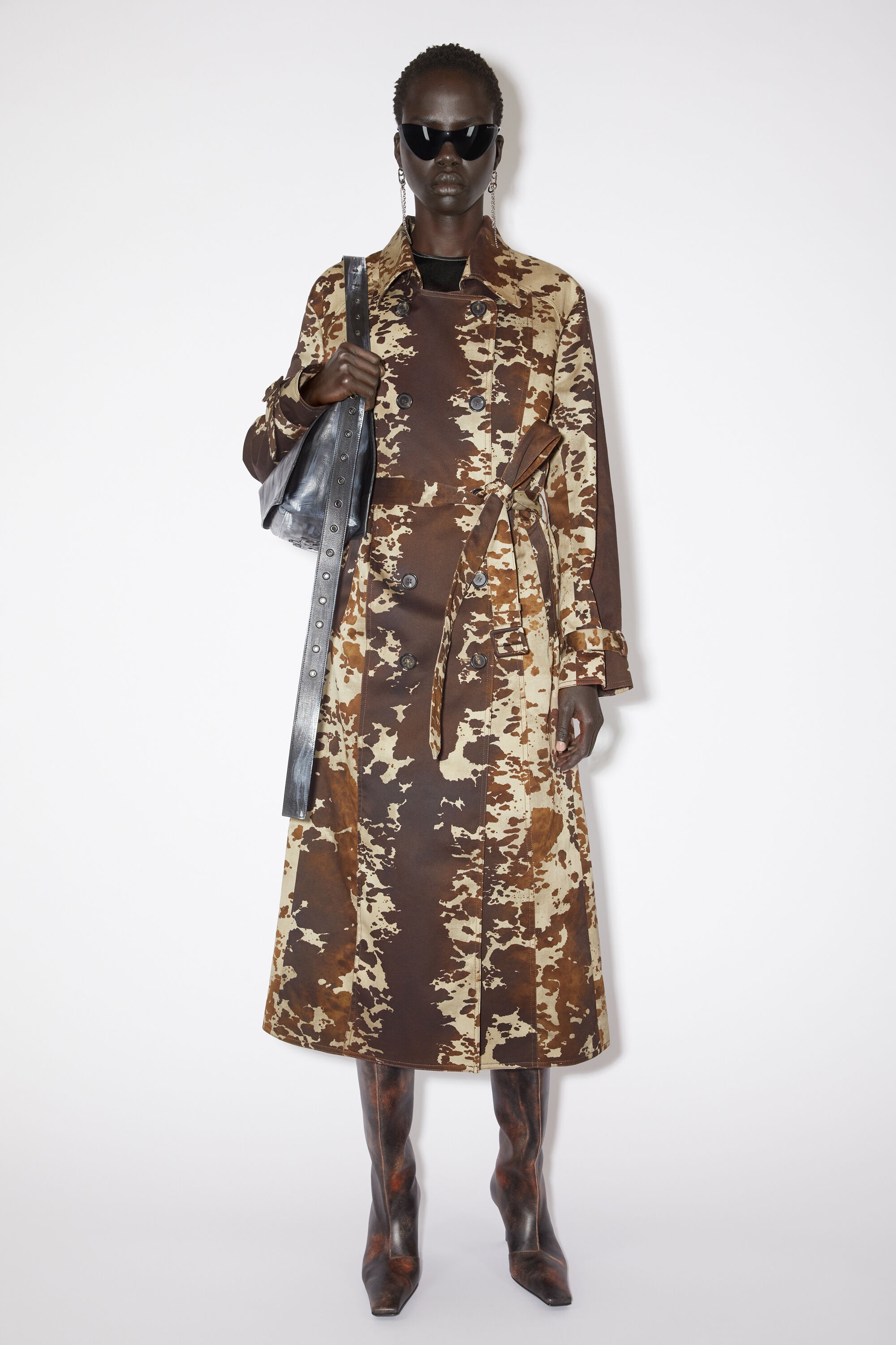 Cow print trench coat - Dark brown - 2