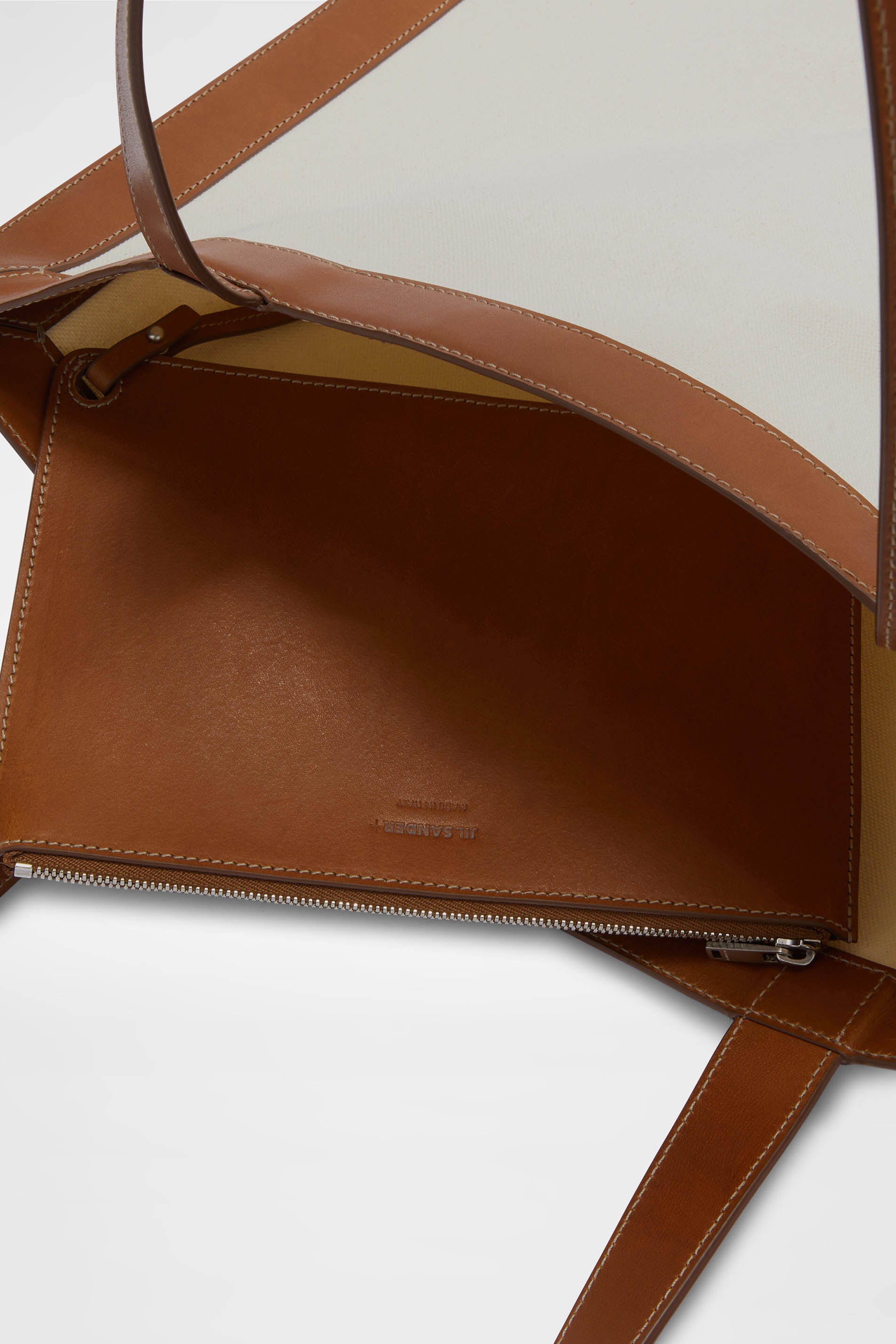 Tote - 3