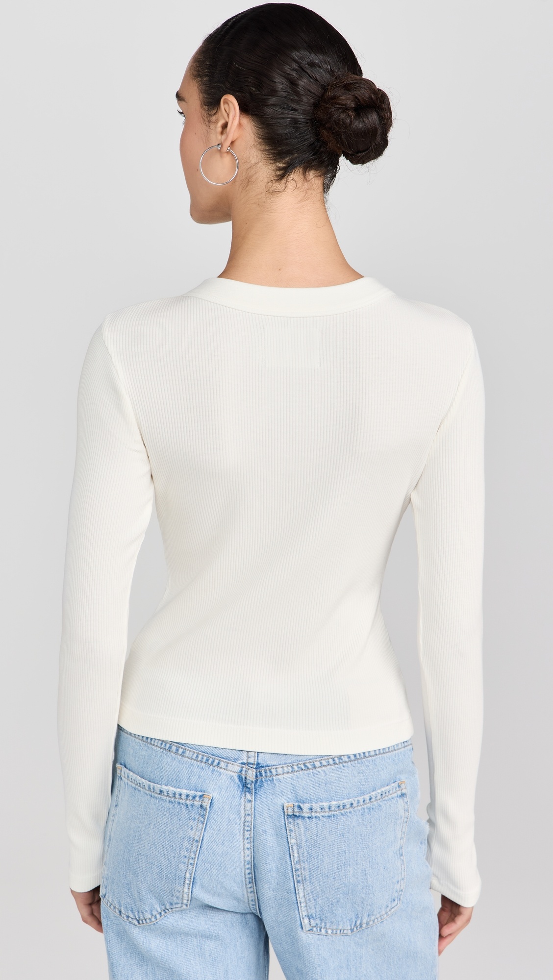 Varra Henley - 2